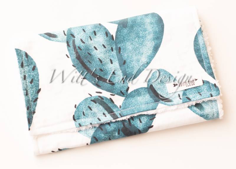 Teal Kaktus Spucktuch - Baumwolle Chenille Baby Geschenk von Etsy - WittsEndDesign
