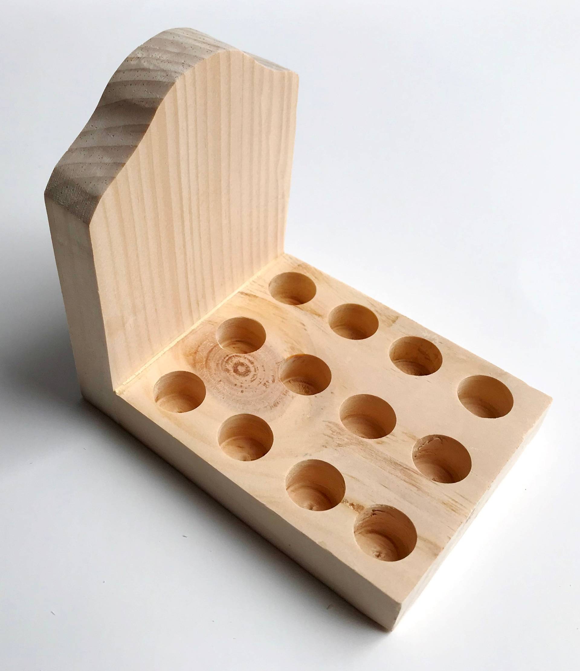 Holz Lip Balm Tube Display Lippenbalsam Halter Holz-Display Ausgebogten Angehobenen Rücken von Etsy - WolfcreekWoodcrafts