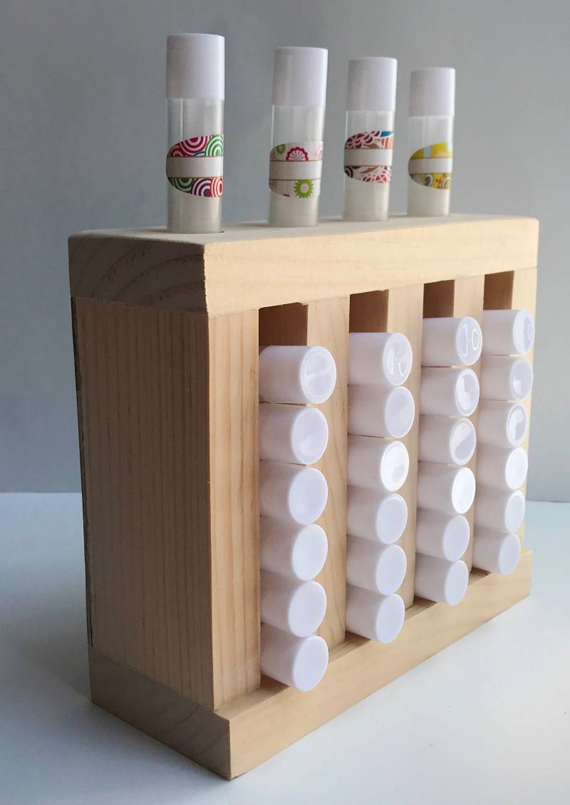 Lip Balm Tube Display 4 Slots Holz Lippenbalsam Turm von Etsy - WolfcreekWoodcrafts