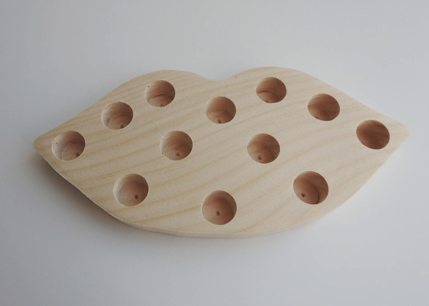 Lippen Geformt Lippenbalsam Display Aus Holz Tube Halter von Etsy - WolfcreekWoodcrafts