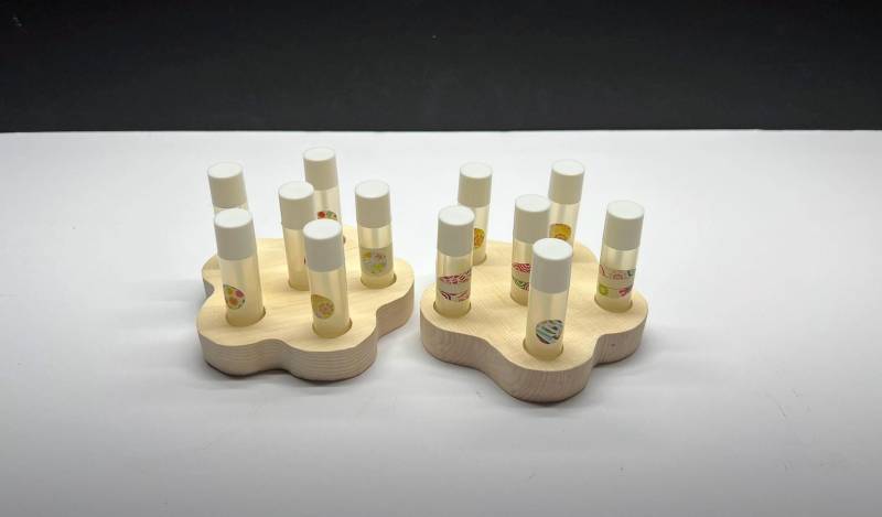 Lippenbalsam-Röhrchen-Blumenform Aus Holz, Lippenbalsam-Rohrhalter, Blumenform 2Er-Set, Handwerksschau-Aufsteller Bauernmarkt-Aufsteller von Etsy - WolfcreekWoodcrafts