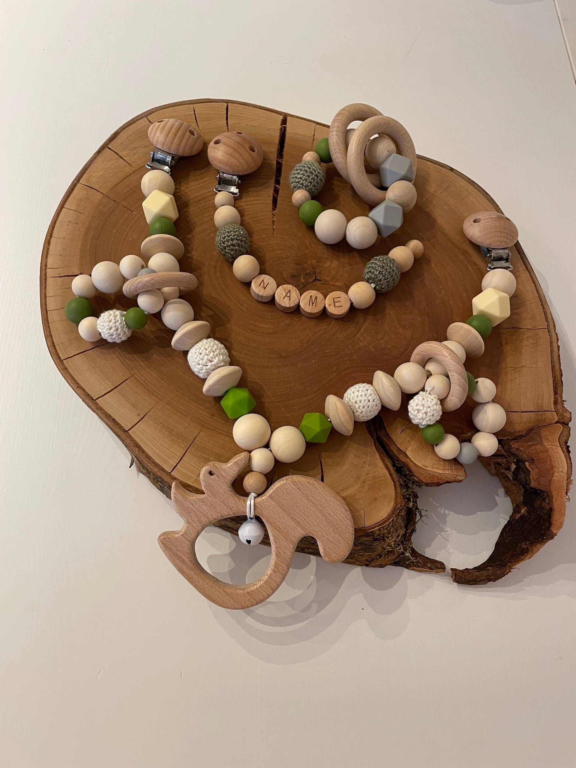 Schnullerkette/Greifring/Kinderwagenkette Eichhörnchen Schnullerkette/Greifring/Kinderwagenkette Eichhörnchen von Etsy - Woodaro