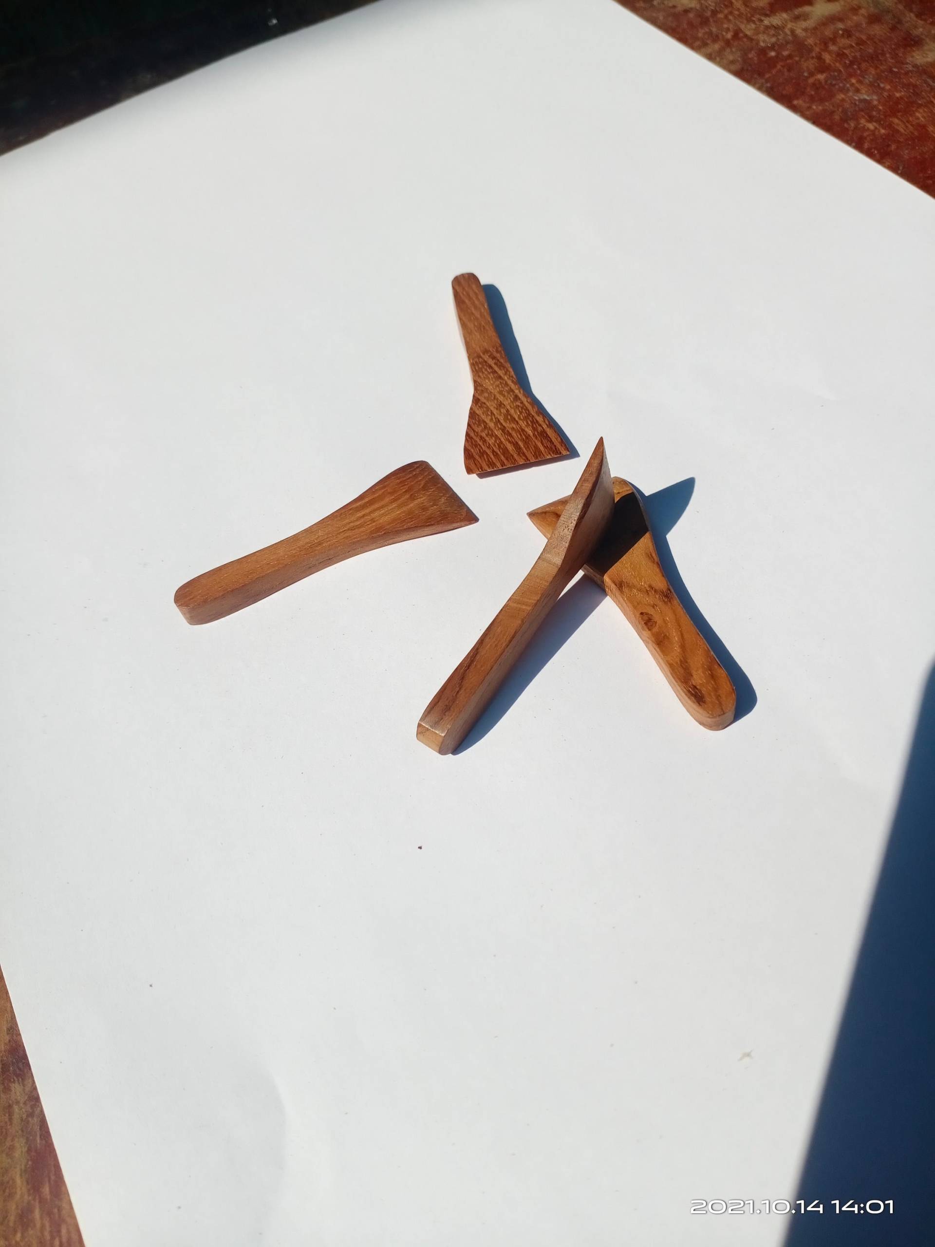 30 Stück Kosmetikspatel Aus Holz/ Handgemachter Winziger Pfannenwender/Holz Mini Gesichtsspatel Gesichtsmaskenspachtel /Badelöffel 30 Stück Kosmetikspatel Aus Holz/ Handgemachter Winziger Pfannenwender/Holz Mini Gesichtsspatel Gesichtsmaskenspachtel /Badelöffel von Etsy - WoodenhandicraftCo