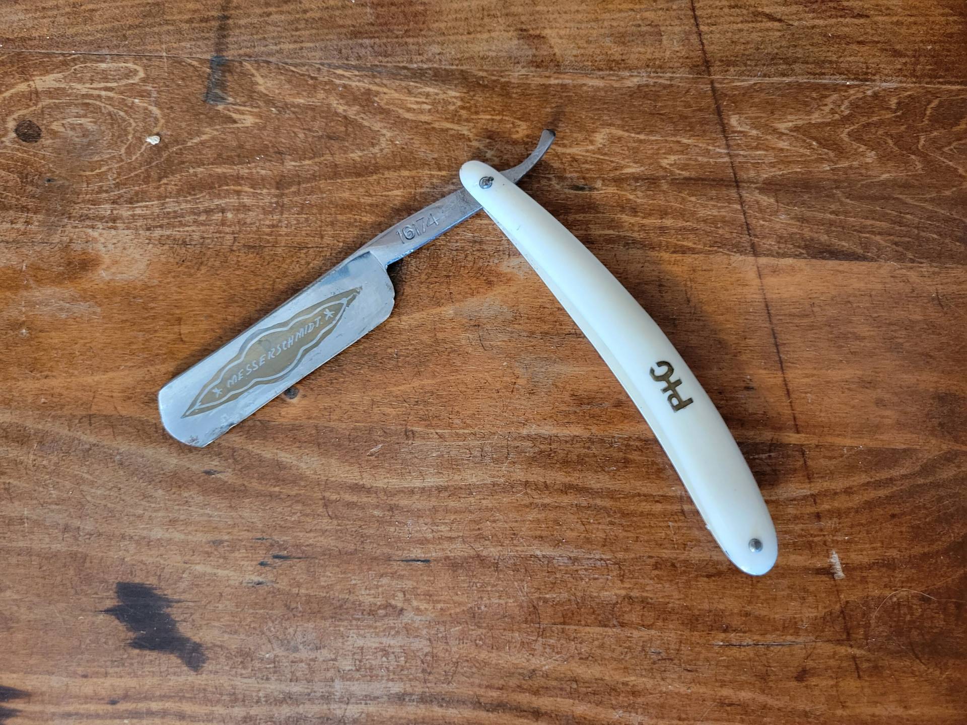 Vintage Precise Import Co. Messerschmidt 16174 Rasiermesser Barbier Werkzeug Made in Pakistan von Etsy - WoodsonHouseAntiques