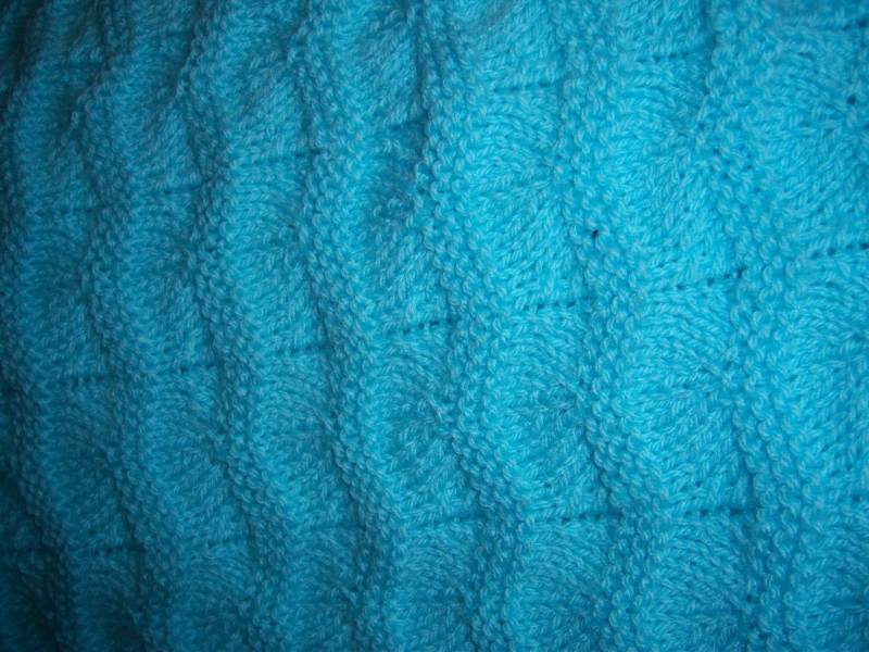 Handgestrickte Babydecke Handgestrickte Babydecke von Etsy - WorthItCrafts