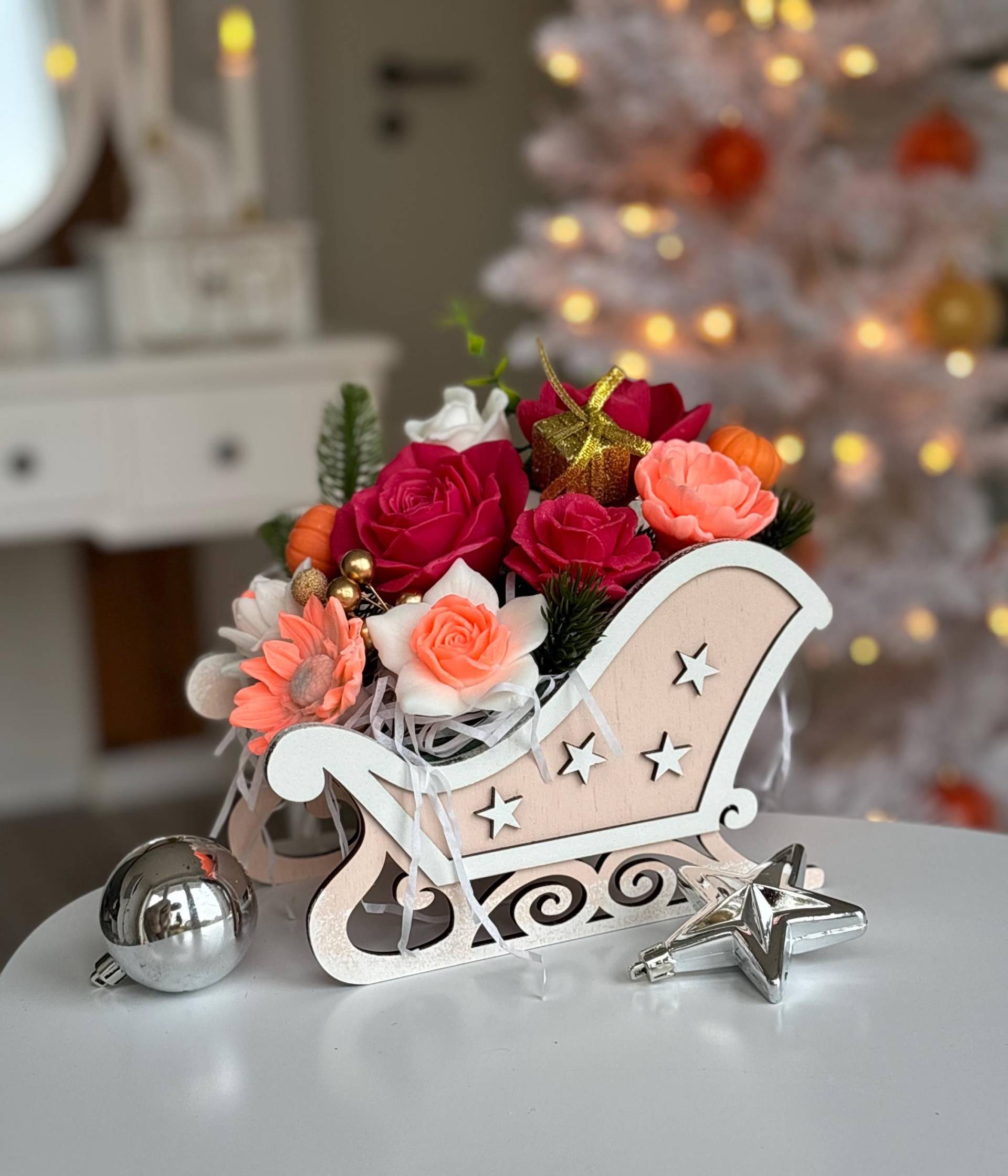 Handgemachtes Seifenblumen-Bouquet Im Weihnachtsschlitten - Weihnachtsgeschenk Für Frauen, Seifenrosen, Weihnachtsdeko Den Tisch Handgemachtes Seifenblumen-Bouquet Im Weihnachtsschlitten - Weihnachtsgeschenk Für Frauen, Seifenrosen, Weihnachtsdeko Den Tisch von Etsy - WunderBlumenBoutique