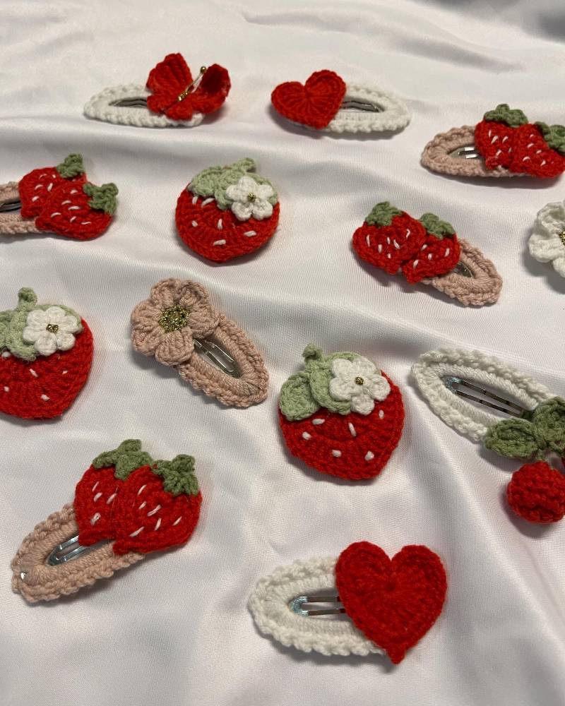 Haarspangen Gehäkelt, Häkelspangen, Handgemacht, Mädchen, Baby, Erbeeren, Blumen, Blume Blümchen Handmade Kirsche von Etsy - WunderherzchenbyAnja