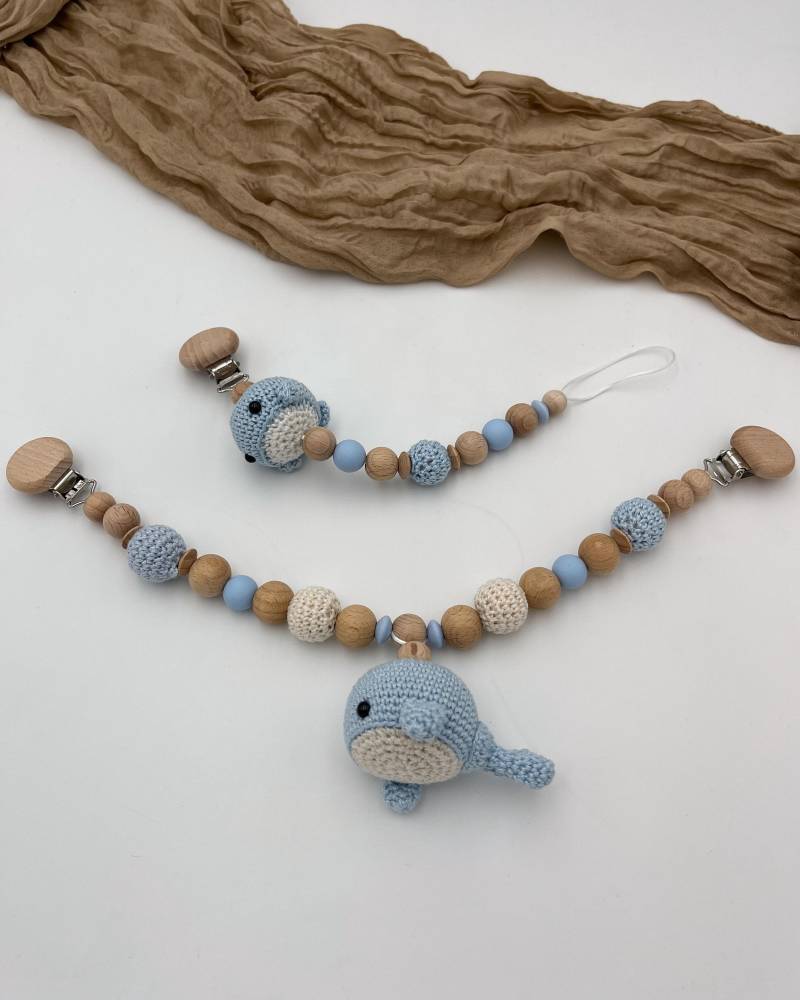 Handgemachtes Baby-Wal-Set | Schnullerkette, Kinderwagenkette Personalisierbar Mit Namen Oder Buchstaben Geschenk Zur Geburt Name Handgemachtes Baby-Wal-Set | Schnullerkette, Kinderwagenkette Personalisierbar Mit Namen Oder Buchstaben Geschenk Zur Geburt Name von Etsy - WunderherzchenbyAnja
