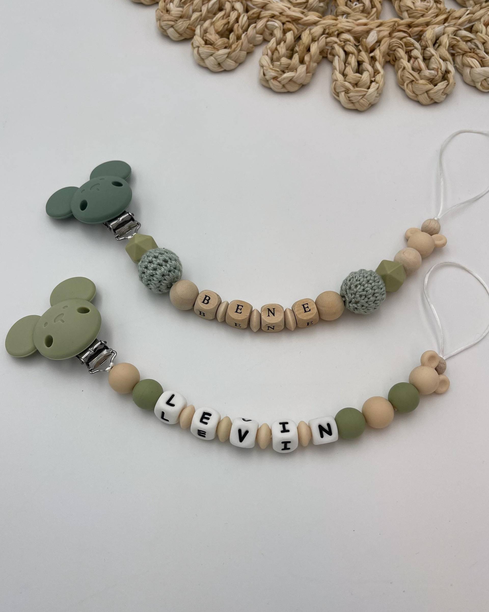Personalisierte Schnullerkette | Silikon & Holz Mauskopf-Clip Baby Geschenk Geburt Handgemacht von Etsy - WunderherzchenbyAnja