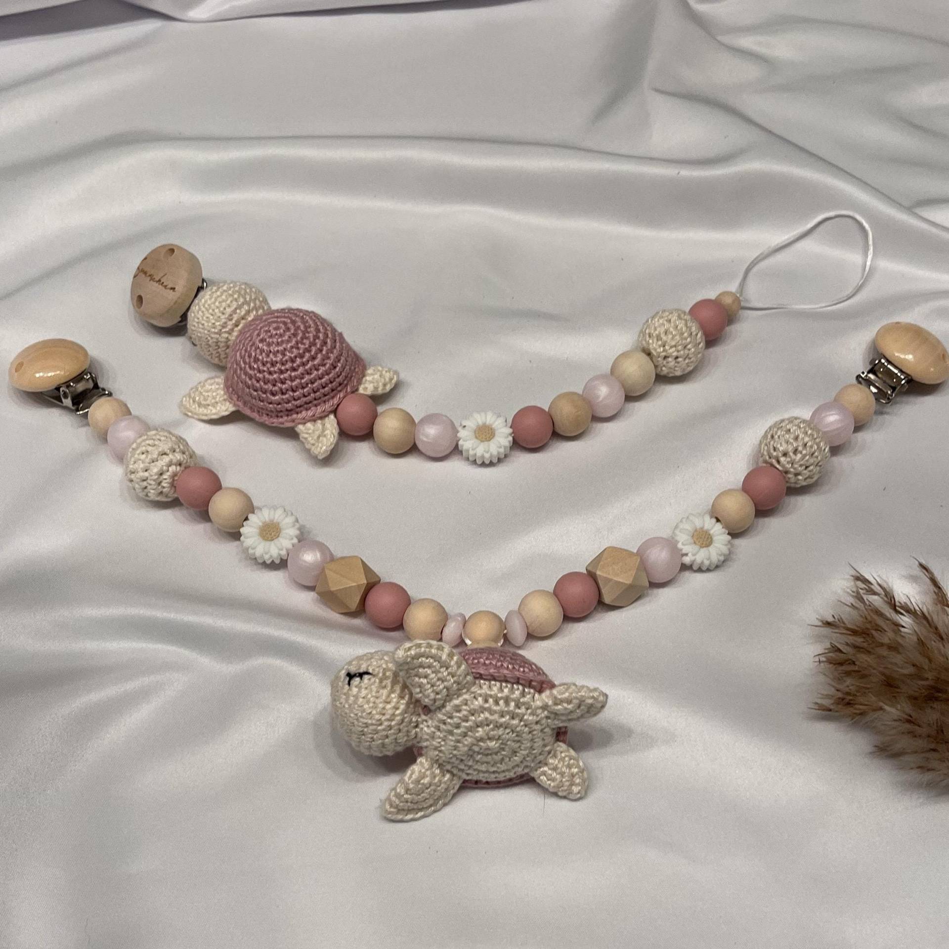 Schnullerkette Personalisiert, Kinderwagenkette Schildkröte , Schlüsselanhänger Baby, Geschenk, Geburt, Set Personalisierbar Schnullerkette Personalisiert, Kinderwagenkette Schildkröte , Schlüsselanhänger Baby, Geschenk, Geburt, Set Personalisierbar von Etsy - WunderherzchenbyAnja