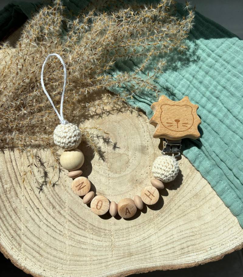 Schnullerkette I Personalisiert Mit Namen Junge Geschenk | Geburt Liebe Löwe von Etsy - Wunschzimmerchen