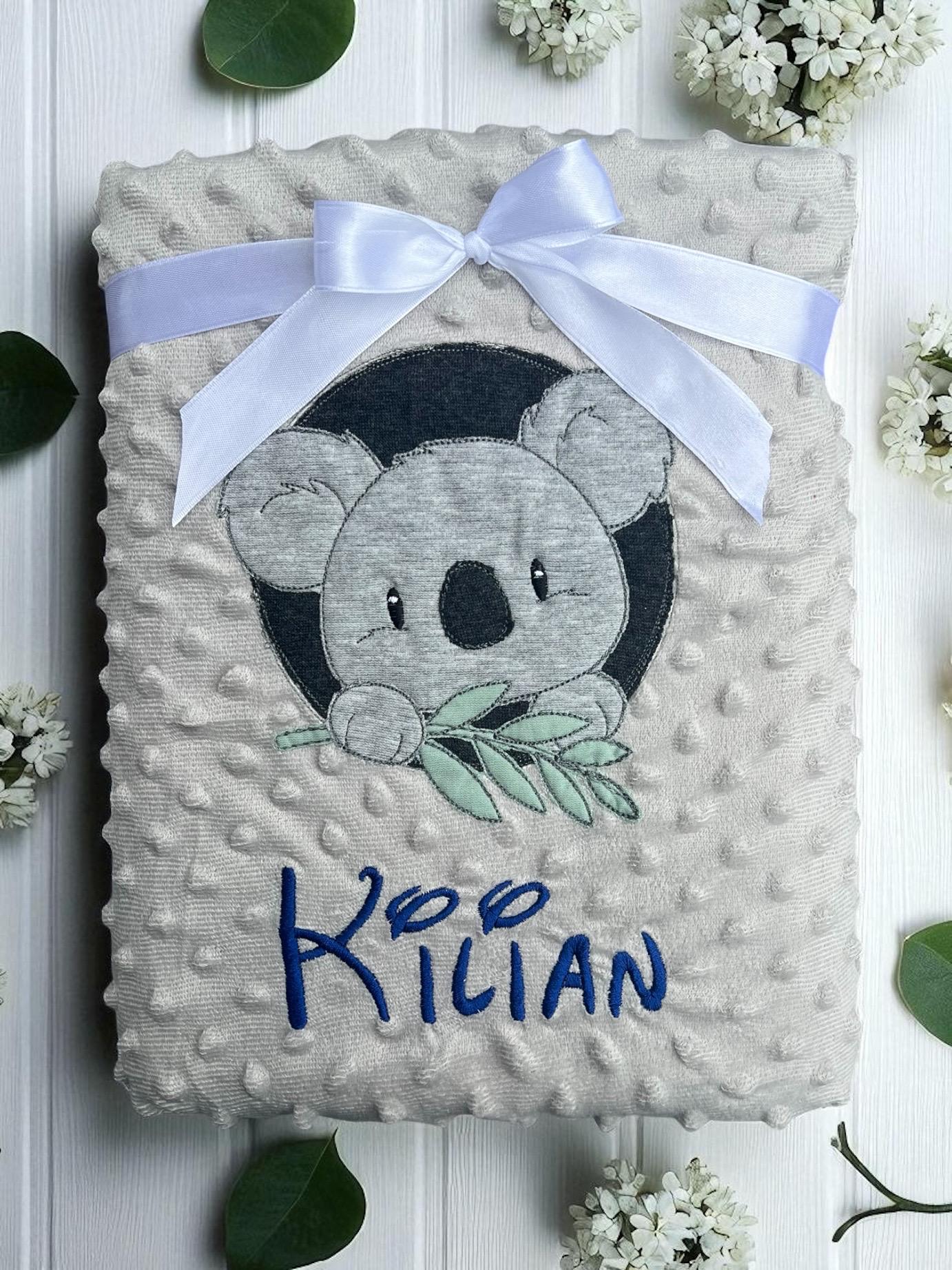 Babydecke „ Koalaliebe" Personalisierbar Mit Namen Und Weiteren Daten - Decke Für Jungen Mädchen von Etsy - Wuselwind