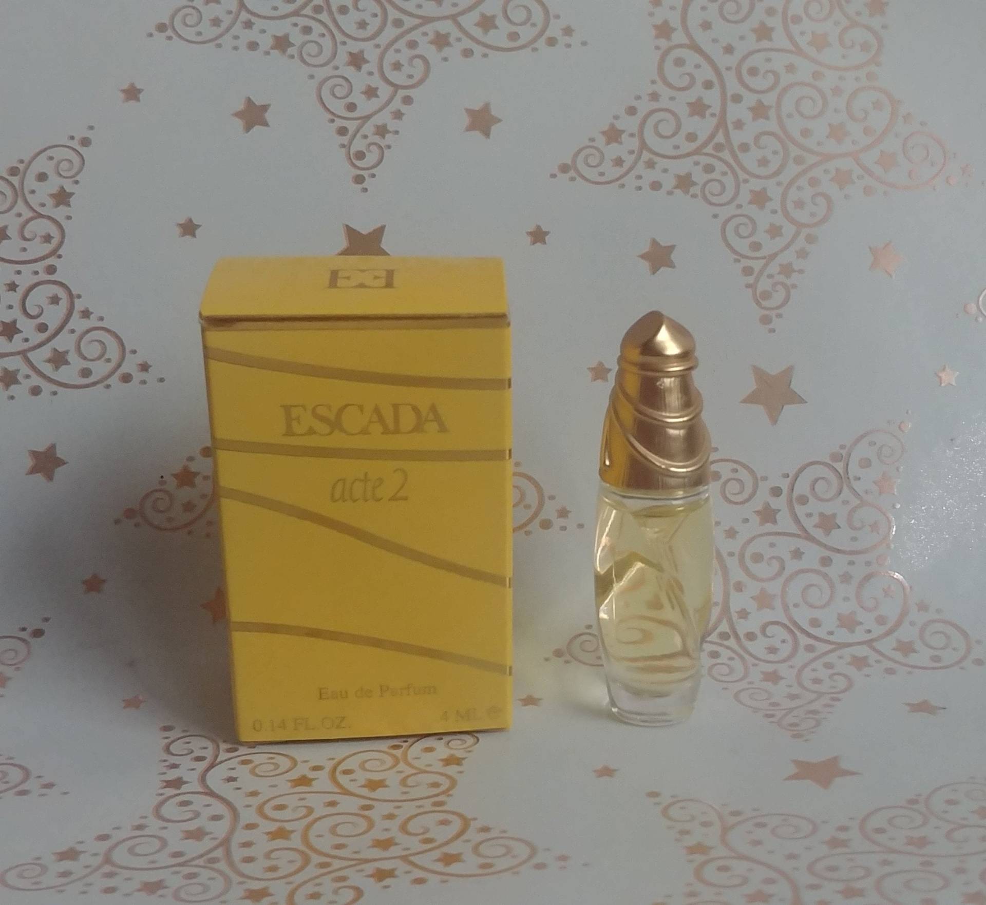Miniatur Acte 2 Von Escada, 4 Ml Eau De Parfum, Mit Box 1995 Miniatur Acte 2 Von Escada, 4 Ml Eau De Parfum, Mit Box 1995 von Etsy - Xoxiane
