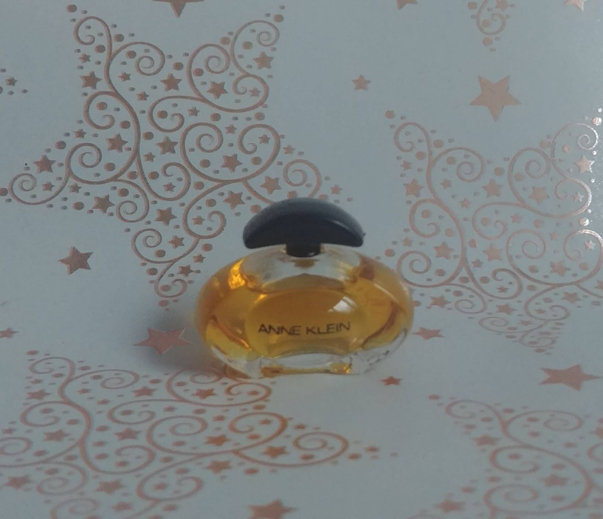 Miniatur Anne Klein Von Klein, 5 Ml Eau De Parfum 1984 Miniatur Anne Klein Von Klein, 5 Ml Eau De Parfum 1984 von Etsy - Xoxiane