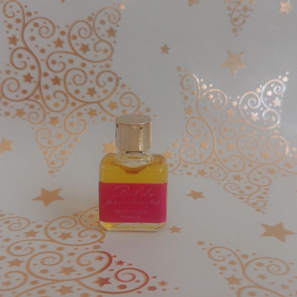 Miniatur Bal Du Printemps Von Berdoues, 2 Ml Parfum, 1960 von Etsy - Xoxiane