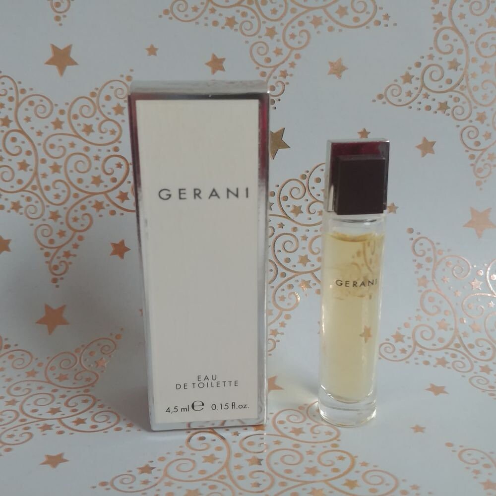 Miniatur Gerani Von Eurocosmesi, 4, 5 Ml Eau De Toilette, Mit Box 1998 Miniatur Gerani Von Eurocosmesi, 4, 5 Ml Eau De Toilette, Mit Box 1998 von Etsy - Xoxiane