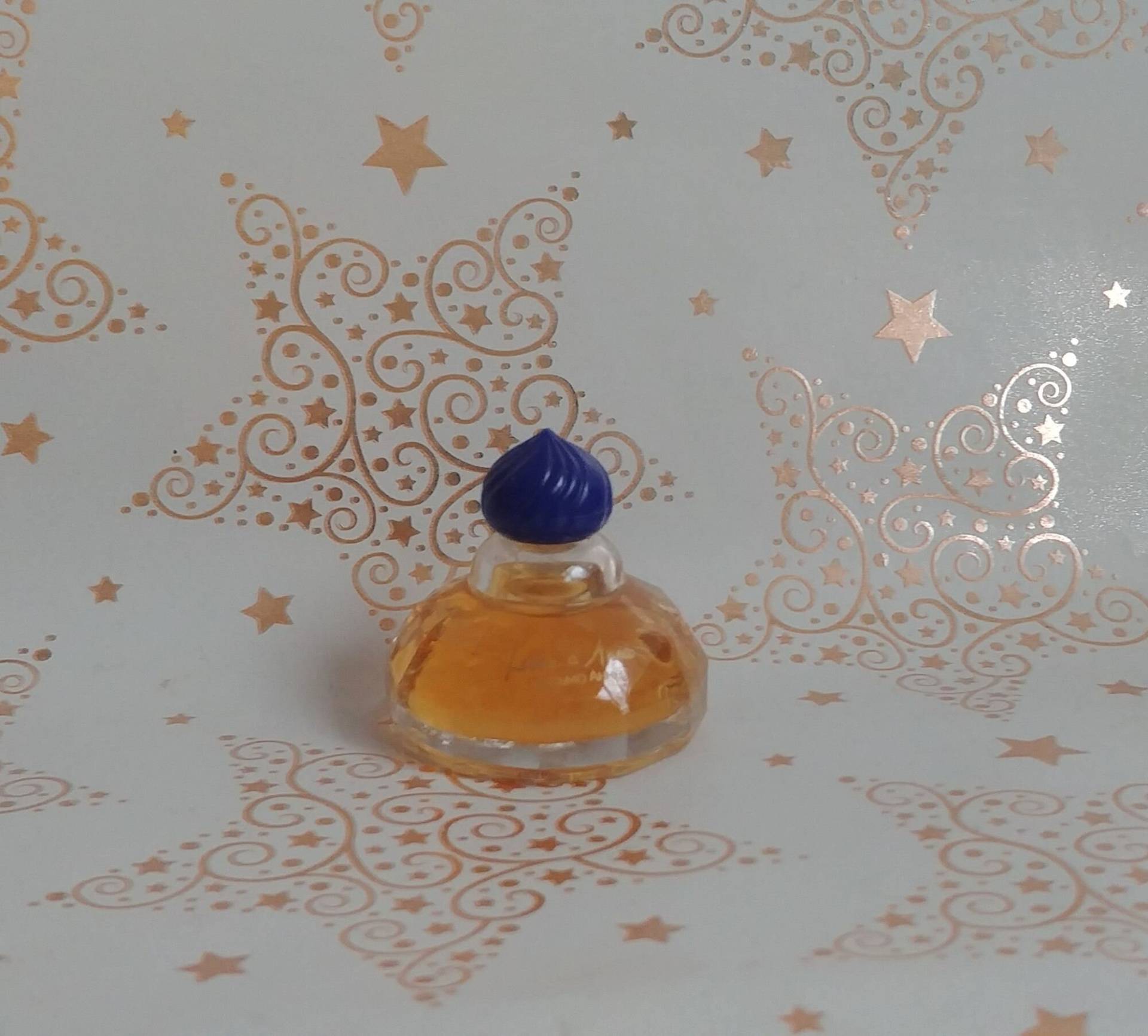 Miniatur Lettre A Anna Von Vittori, 7, 5 Ml Eau De Toilette 1996 Miniatur Lettre A Anna Von Vittori, 7, 5 Ml Eau De Toilette 1996 von Etsy - Xoxiane