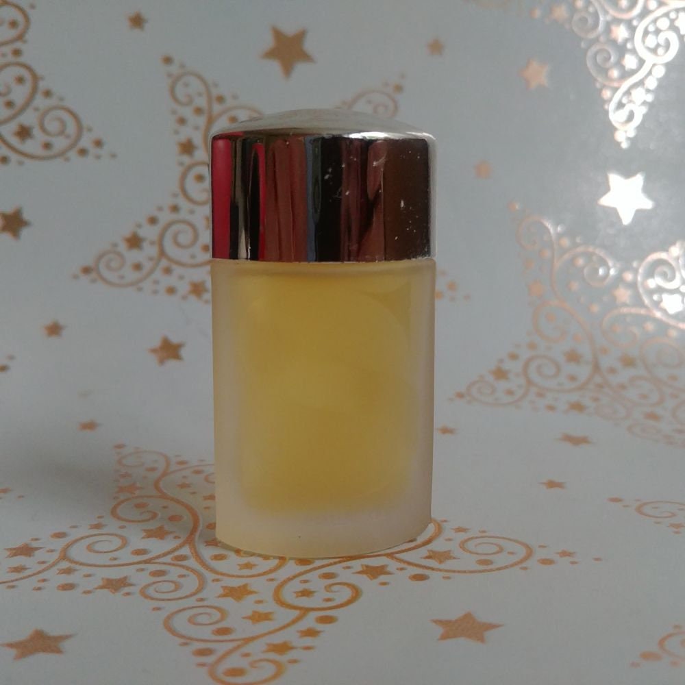 Miniatur Xs Pour Elle Von Pac Rabanne, 5 Ml Eau De Toilette 1994 Miniatur Xs Pour Elle Von Pac Rabanne, 5 Ml Eau De Toilette 1994 von Etsy - Xoxiane