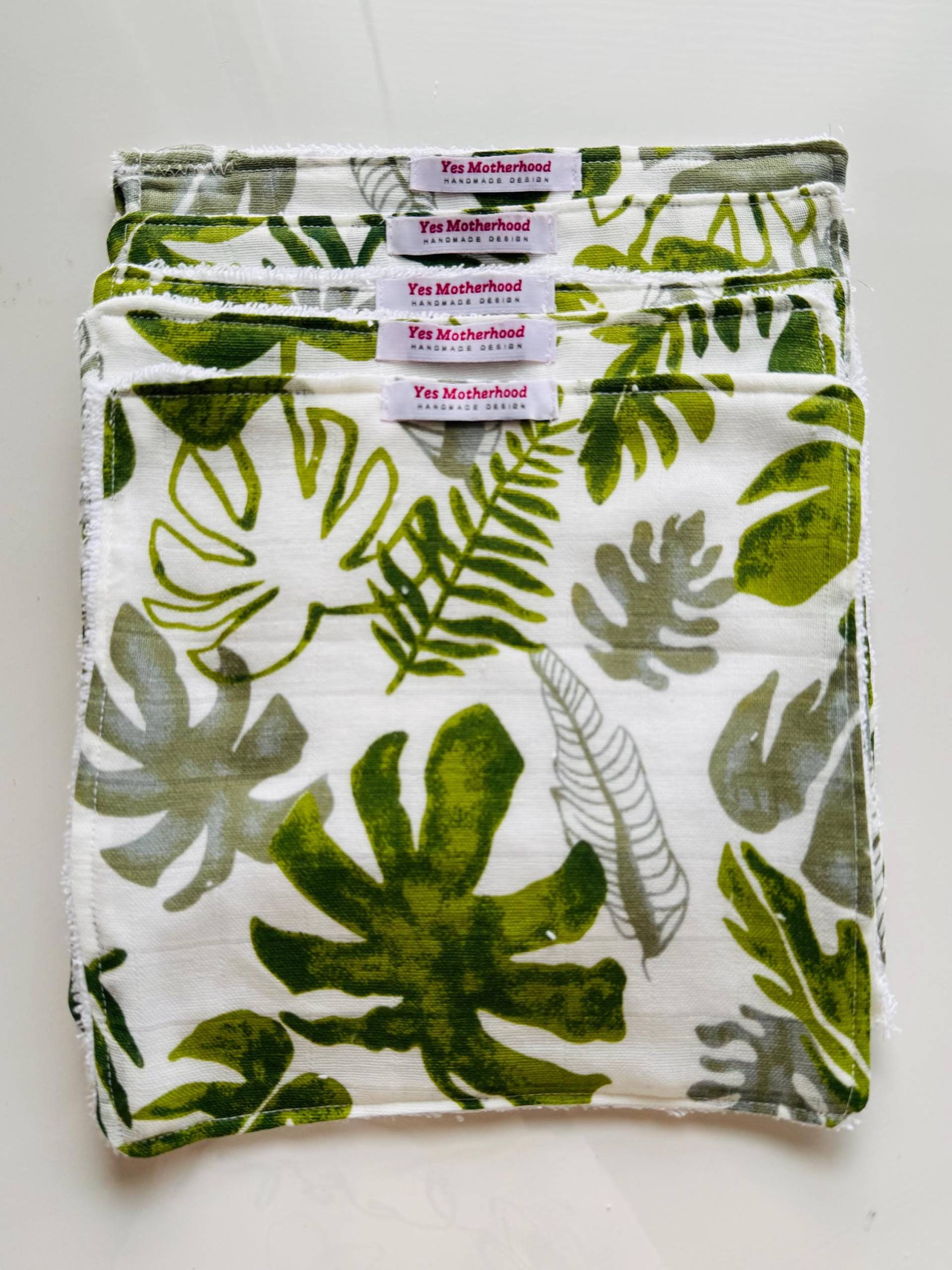 Grüne Blätter Waschlappen Set | 5 von Etsy - YesMotherhood