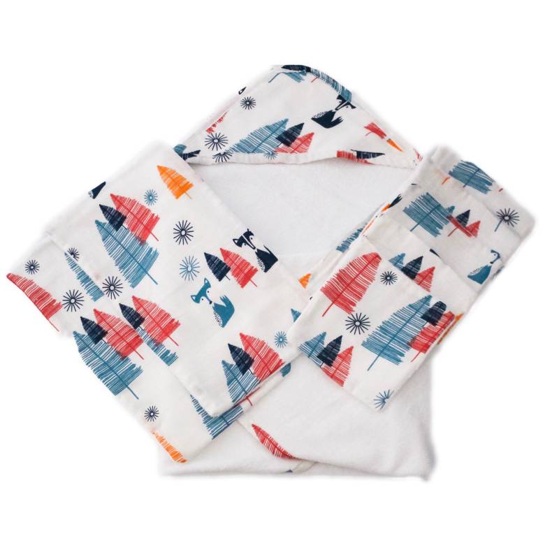 Kiefern Kapuzen Baby/Kleinkind Handtuch, Waschlappen, Burpcloths Set von Etsy - YesMotherhood