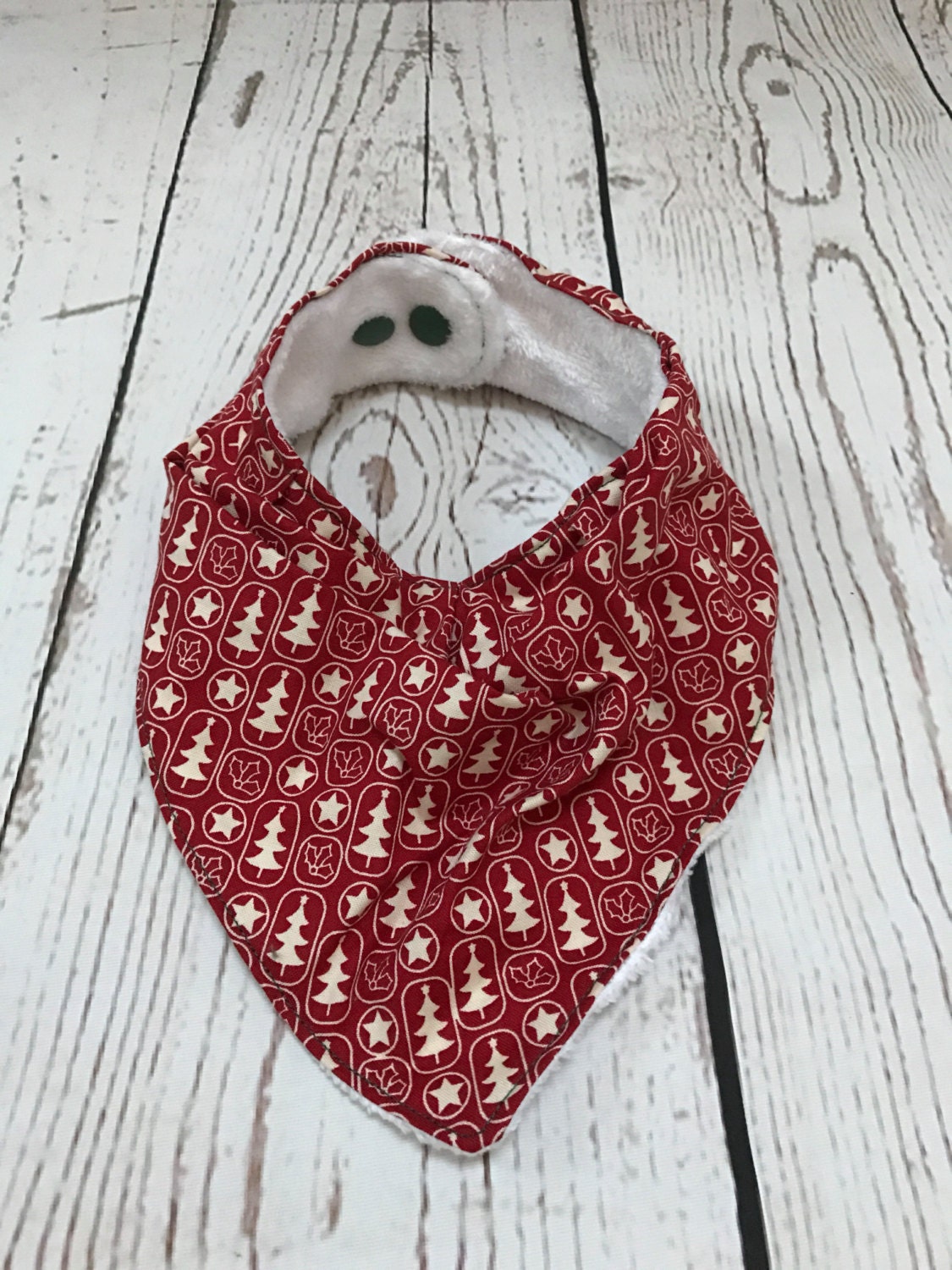 Rote Weihnachtsbaum Weihnachten Bandana Lätzchen - Dribble Bibdana Print von Etsy - YouAreMySunshineLtd