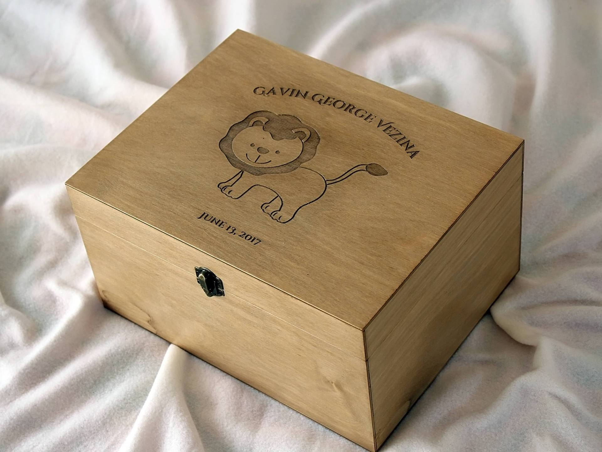 Personalisierte Baby Erinnerungsbox, Erste Geburtstagskapsel, Geschenk Für Neugeborene Personalisierte Baby Erinnerungsbox, Erste Geburtstagskapsel, Geschenk Für Neugeborene von Etsy - YouCanMAKEitPERSONAL