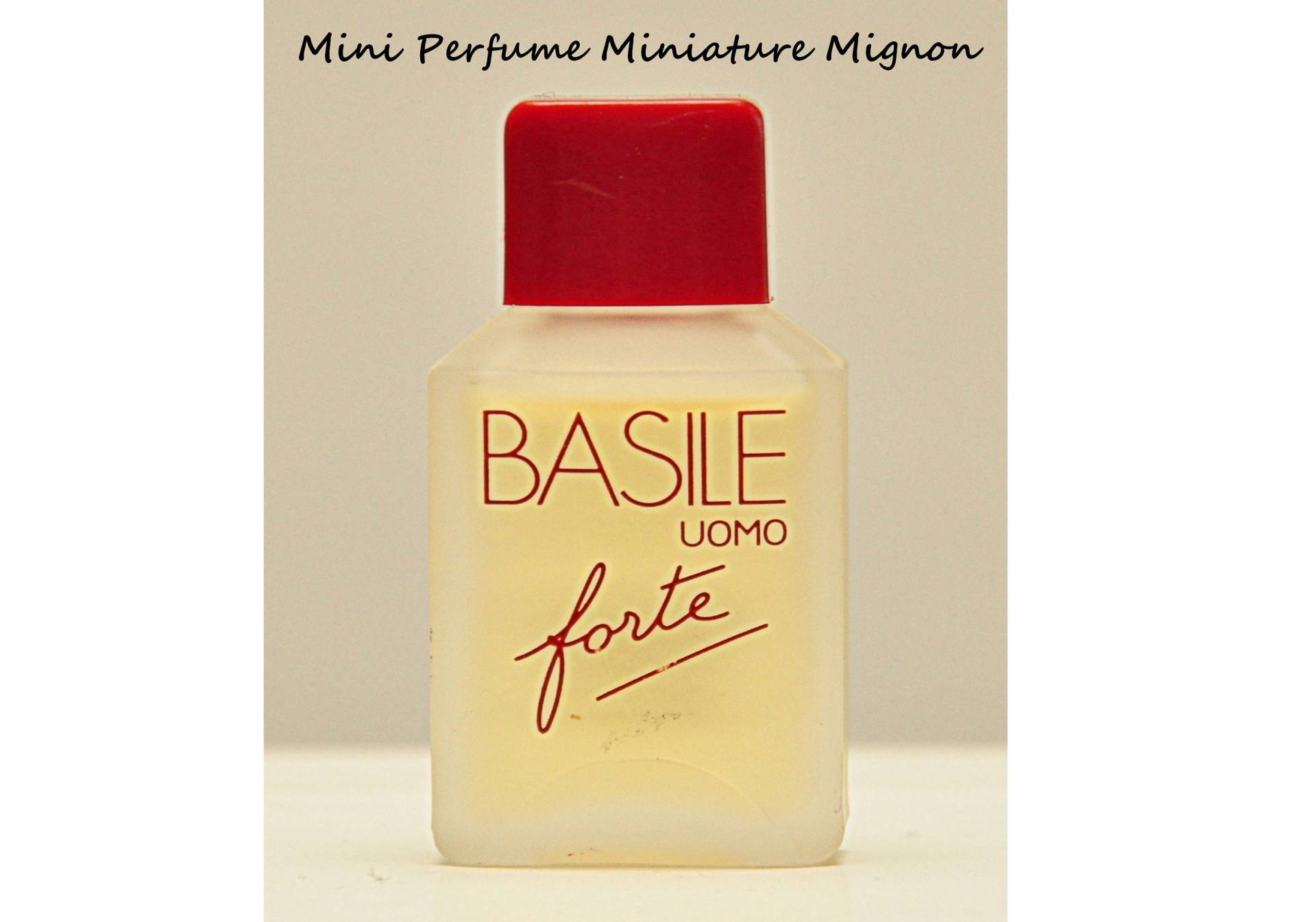Basile Uomo Forte Von Eau De Toilette Edt 6 Ml Miniatur Splash Non Spray Herrenparfüm Seltener Jahrgang 1989 von Etsy - YourVintagePerfume
