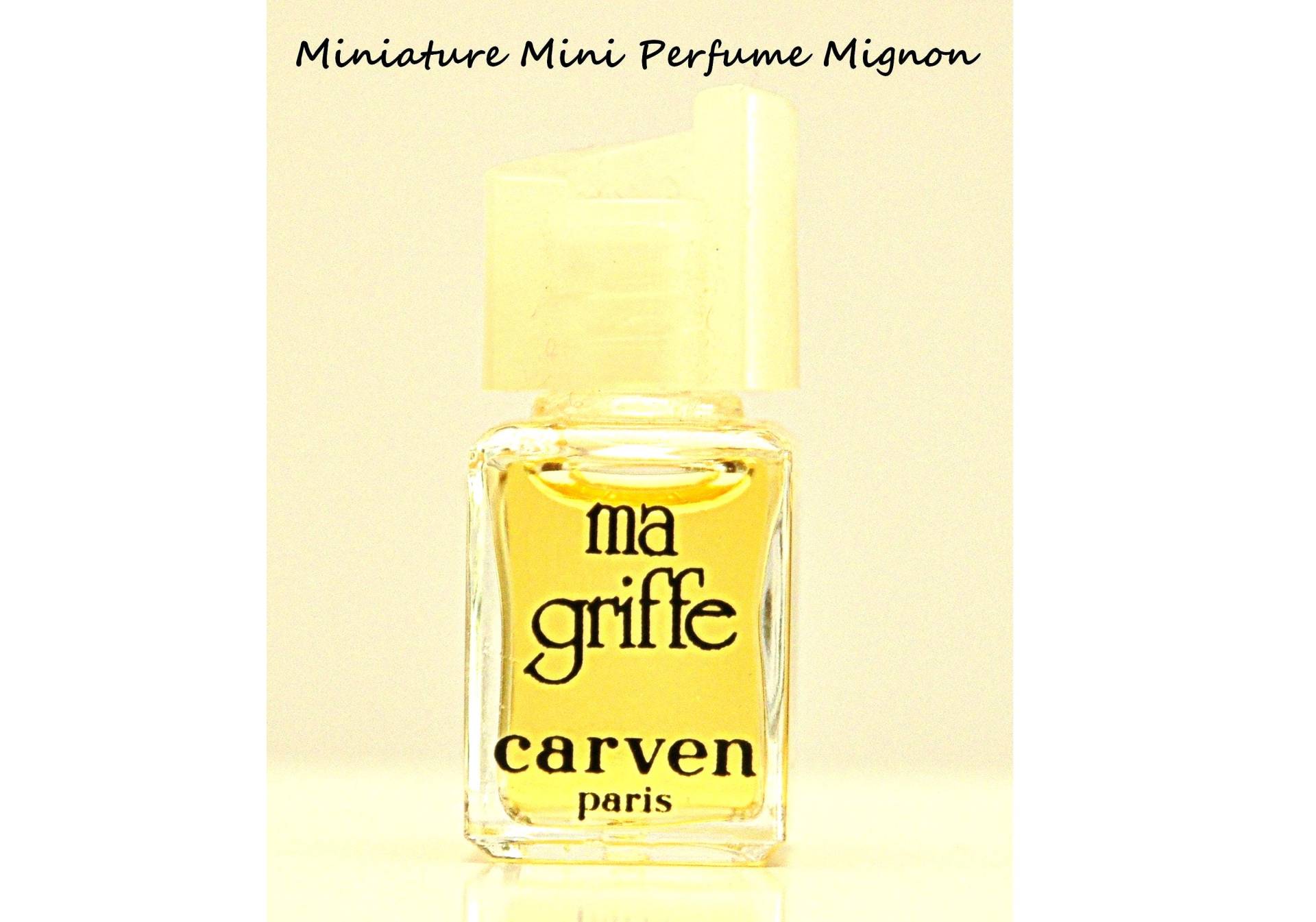 Carven Ma Griffe Extrait De Parfum 2Ml Miniatur Splash Non Spray Reines Parfümextrakt Damen Seltene Vintage 1946 80Er Version Carven Ma Griffe Extrait De Parfum 2Ml Miniatur Splash Non Spray Reines Parfümextrakt Damen Seltene Vintage 1946 80Er Version von Etsy - YourVintagePerfume