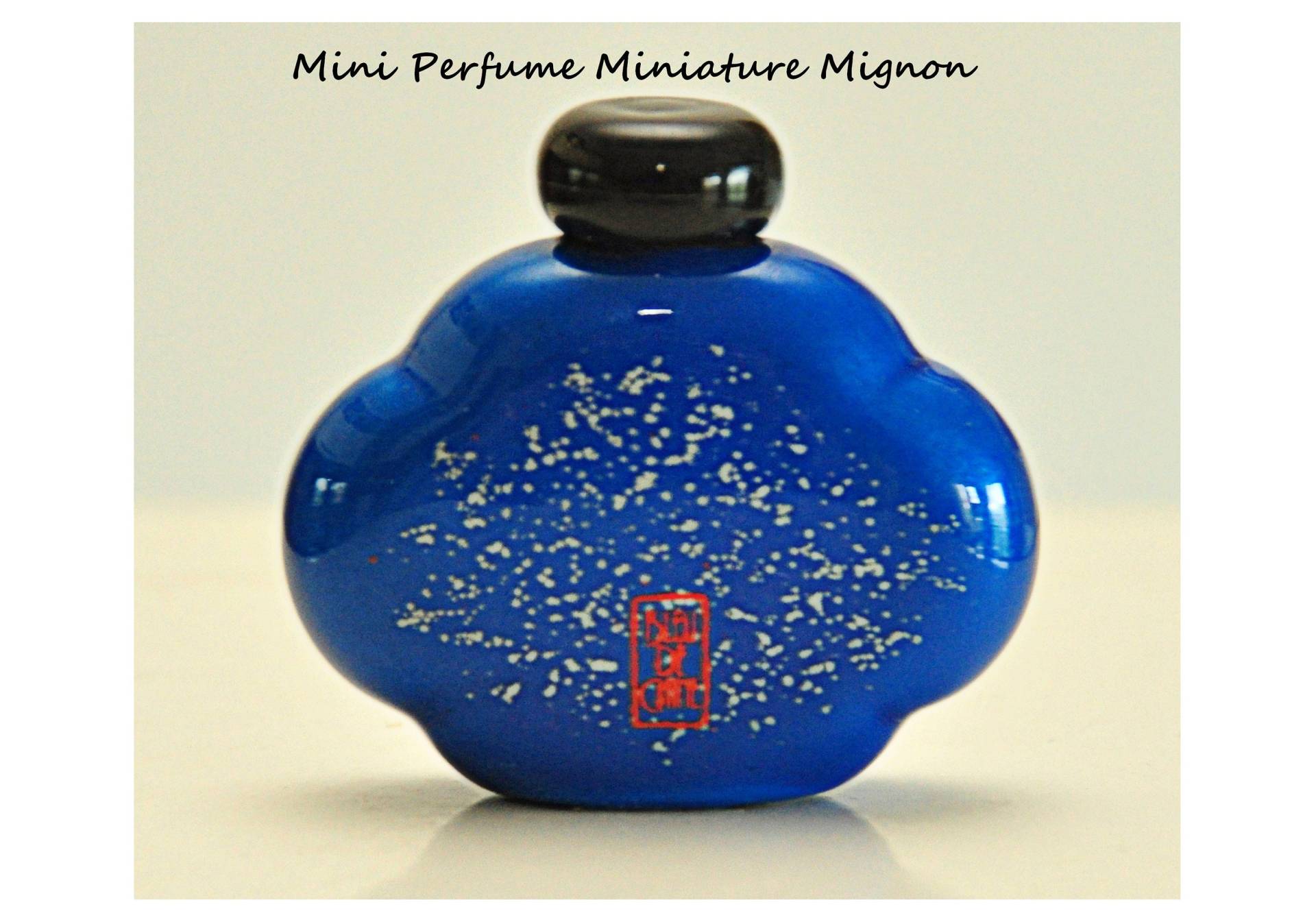 Marc De La Morandiere Bleu Chine Eau Toilette Edt 5Ml Miniature Splash Non Spray Damenparfüm Sehr Seltener Jahrgang 1987 von Etsy - YourVintagePerfume