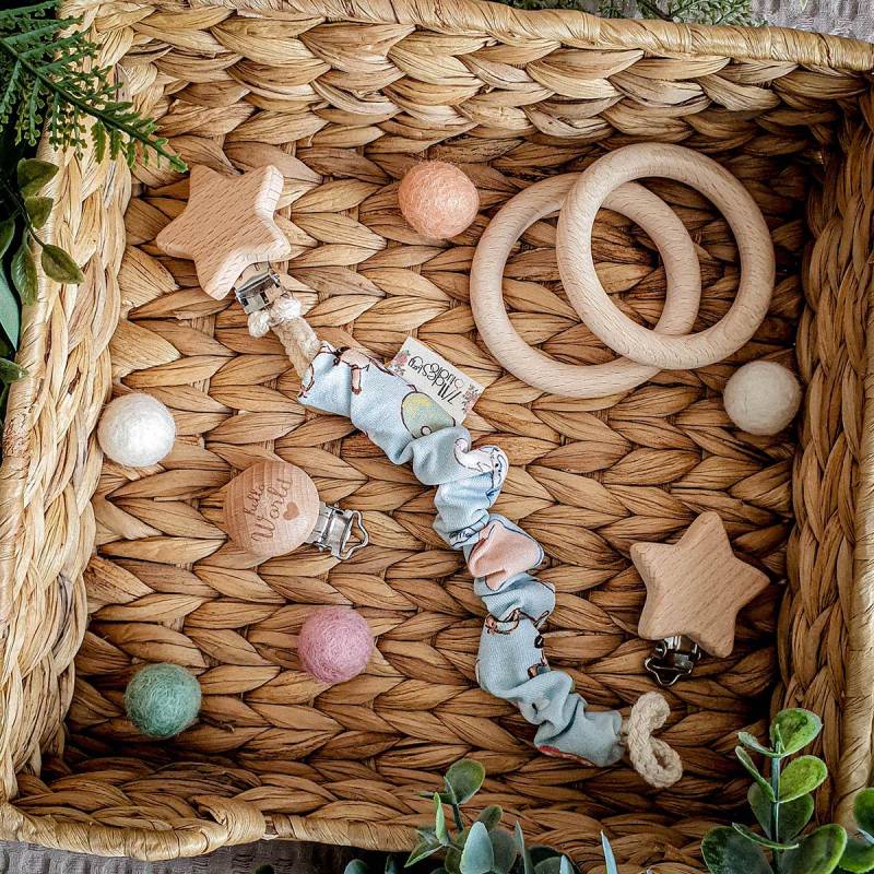 Schnullerkette - Happy Bunny Babygeschenk Bunter Baumwollstoff Häschen Schnullerkette - Happy Bunny Babygeschenk Bunter Baumwollstoff Häschen von Etsy - YulisNarnia