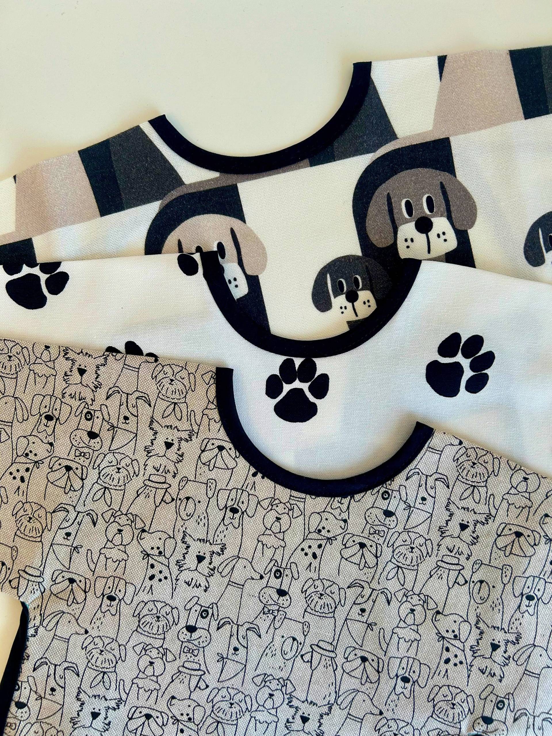 I Love Doggies - Langarm-Lätzchen Auf Wunsch Mit Name in 3 Größen I Love Doggies - Langarm-Lätzchen Auf Wunsch Mit Name in 3 Größen von Etsy - Zababu