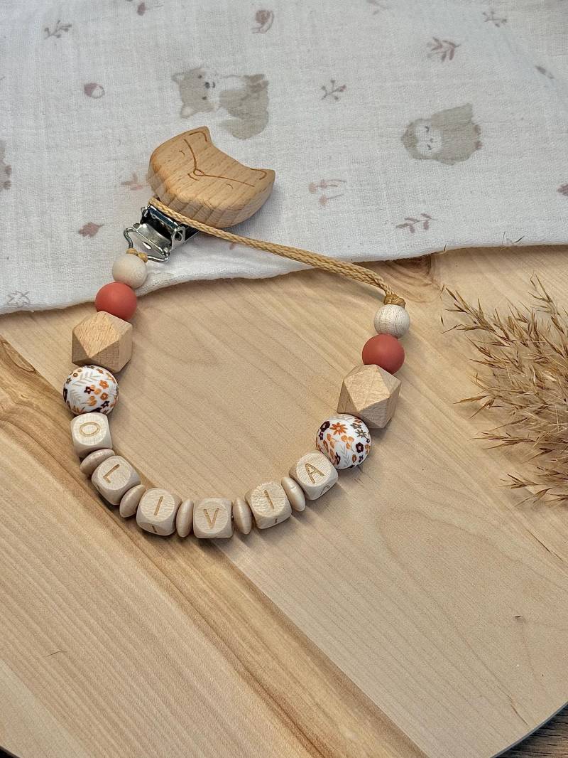 Schnullerkette | Namen Personalisiert| Baby Mädchen Jungen Silikonperlen Geschenk Geburt Taufe Blumen Schmetterlinge |Bunt von Etsy - ZartuZauberhaft