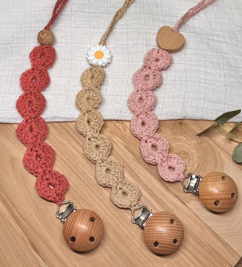 Schnullerkette | Schnullerband Baby Mädchen Jungen Herz Geschenk Geburt Baumwolle Blumen Gehäkelt |Bunt Ausstattung von Etsy - ZartuZauberhaft