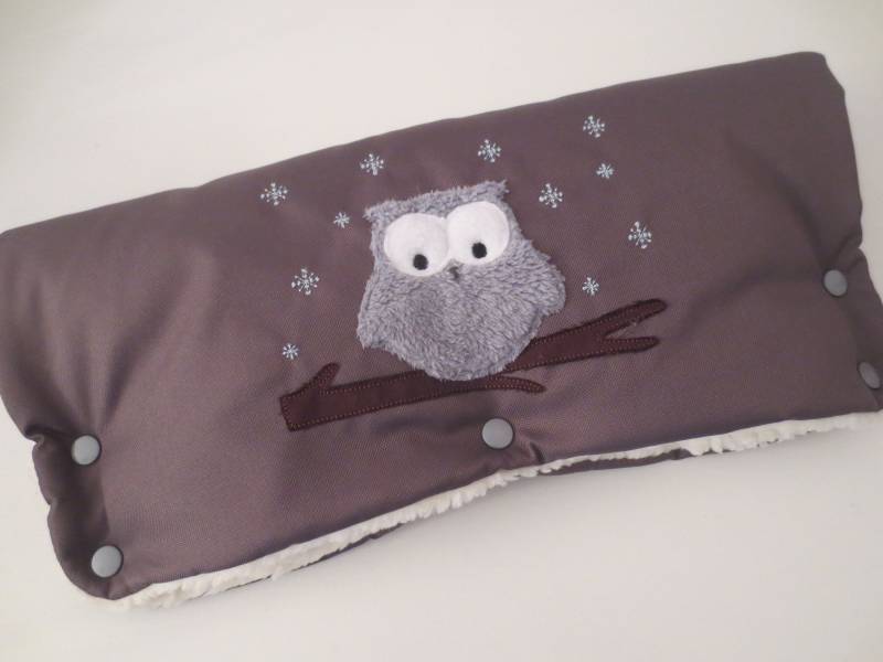 Kinderwagenmuff Wasserabweisend Handwärmer Braun-Grau "Eule Auf Dem Ast" Kinderwagenmuff Wasserabweisend Handwärmer Braun-Grau "Eule Auf Dem Ast" von Etsy - ZauberwerkemitHerz