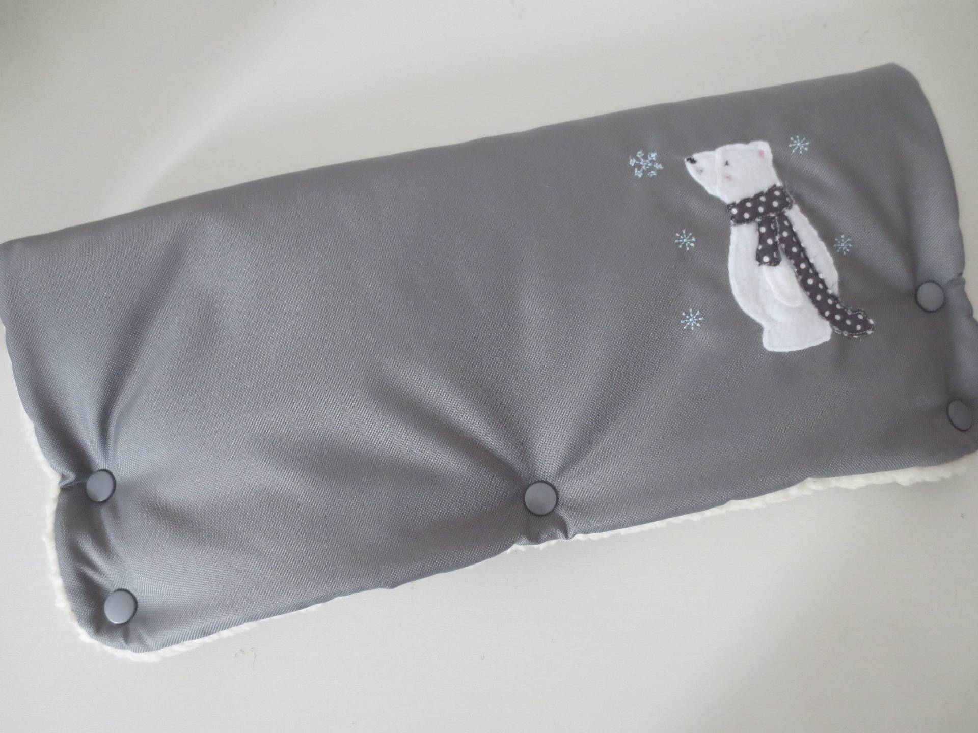 Kinderwagenmuff Wasserabweisend Handwärmer Muff Grau "Bär/Eisbär" von Etsy - ZauberwerkemitHerz