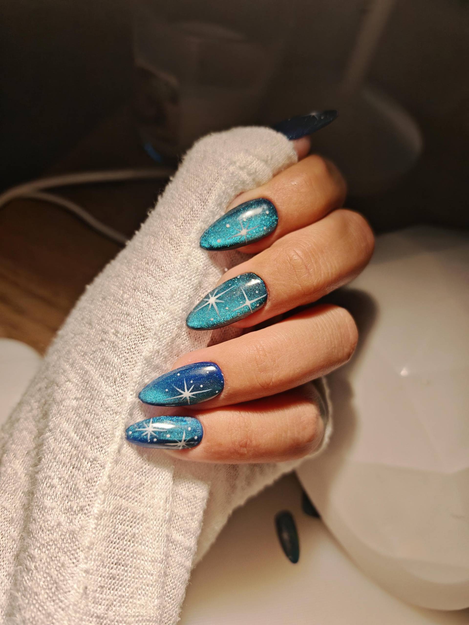 Aurora Cat Eye Nails - Holographic Look von Etsy - ZeyInDeutchland