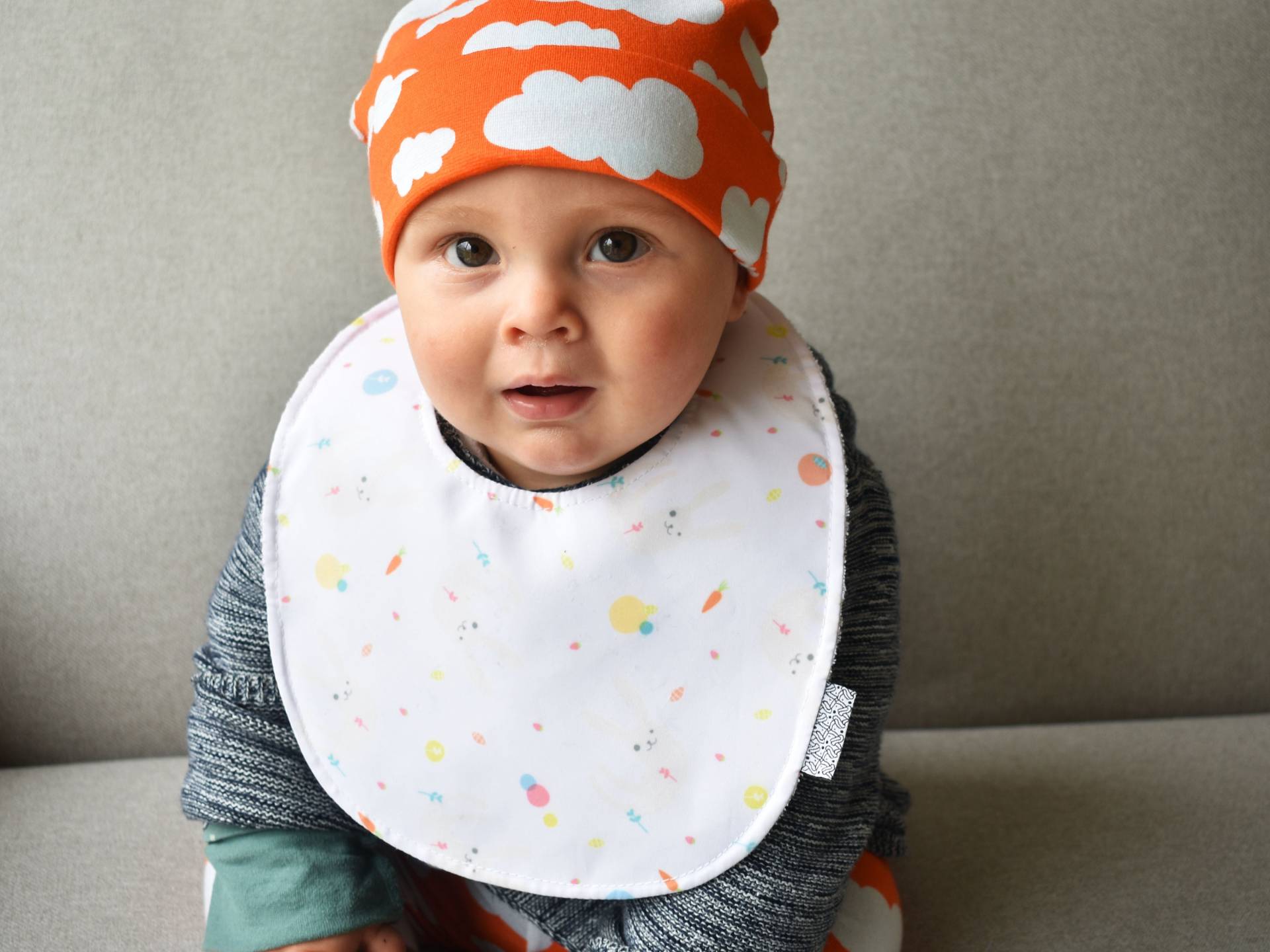 Babete Impermeável Coelhinhos Zezling | Redondo Für Zuerst Sopa E Papa Dupla Gesicht Reversível Absorvente von Etsy - Zezling