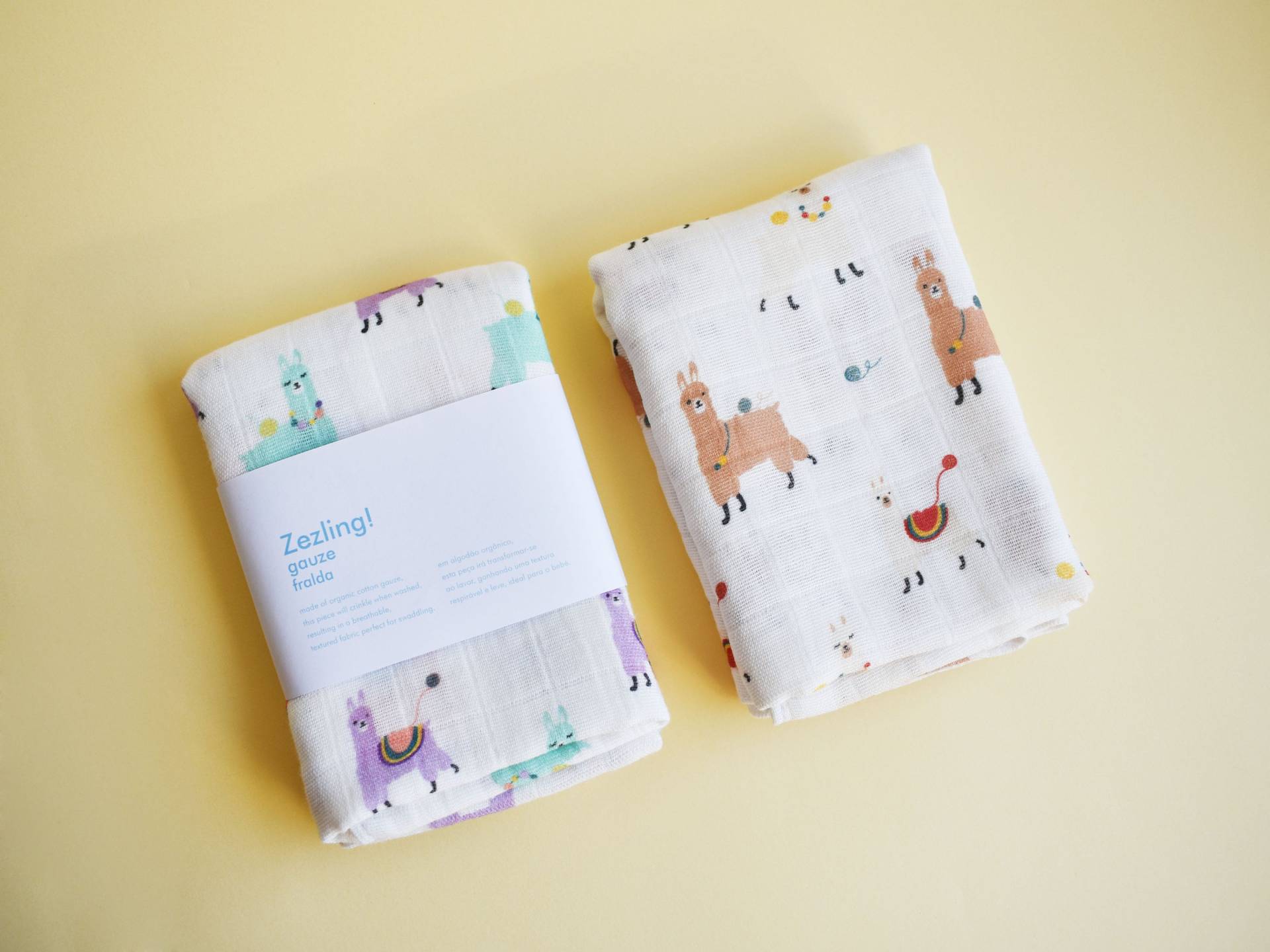 Lamas Musselin Tuch | Bio-Baumwolle Baby Quadrat Alpaka Gaze Babylappen Modernes Spucktuch Multicolor Lama Print von Etsy - Zezling