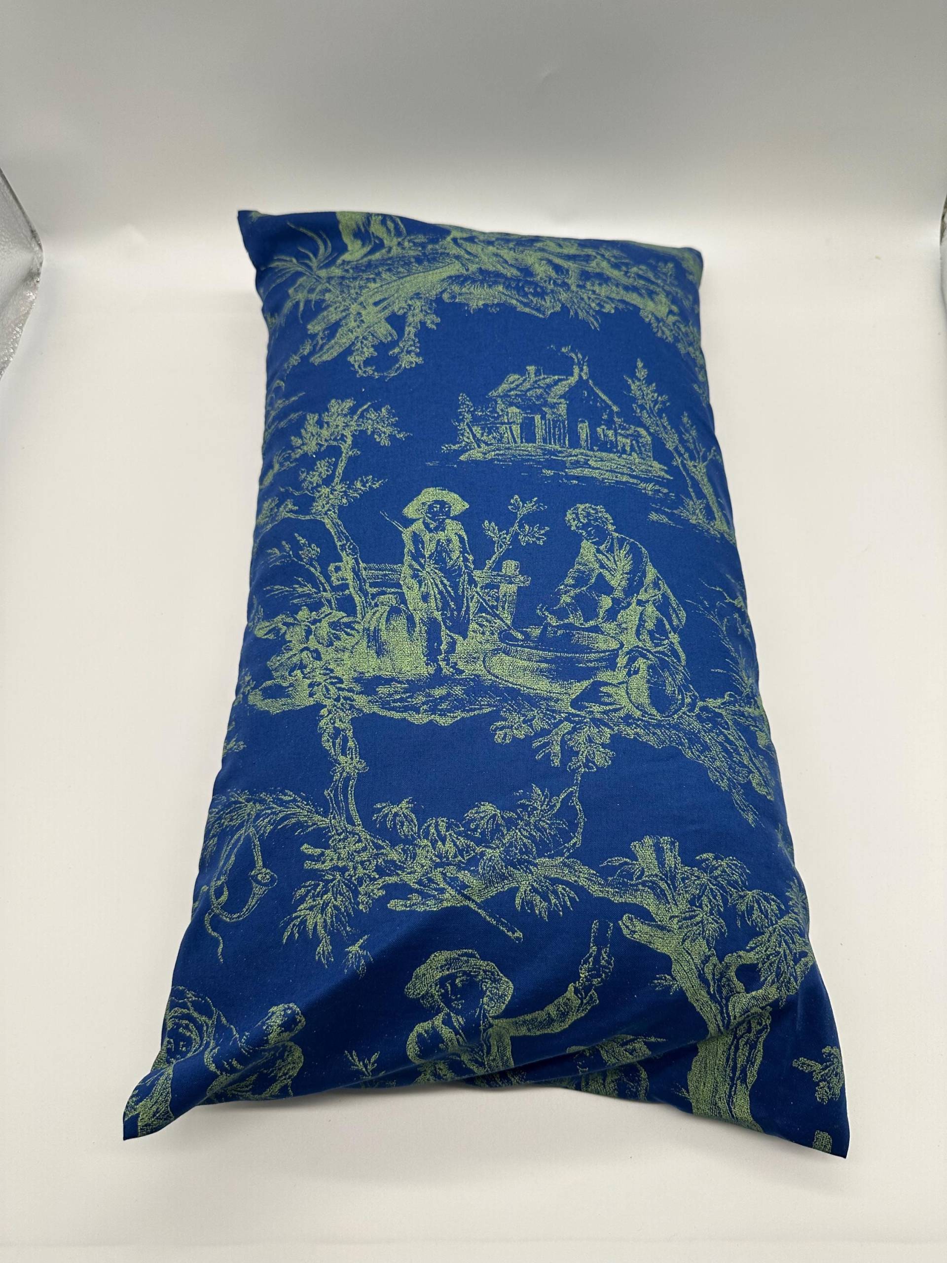 Zirbenkissen 30x50 Mit Bezug Und Reißverschluss - Dunkelblau Grünen Mustern Die Geschenkempfehlung Für Weihnachten Zirbenkissen 30x50 Mit Bezug Und Reißverschluss - Dunkelblau Grünen Mustern Die Geschenkempfehlung Für Weihnachten von Etsy - Zirbenvielfalt