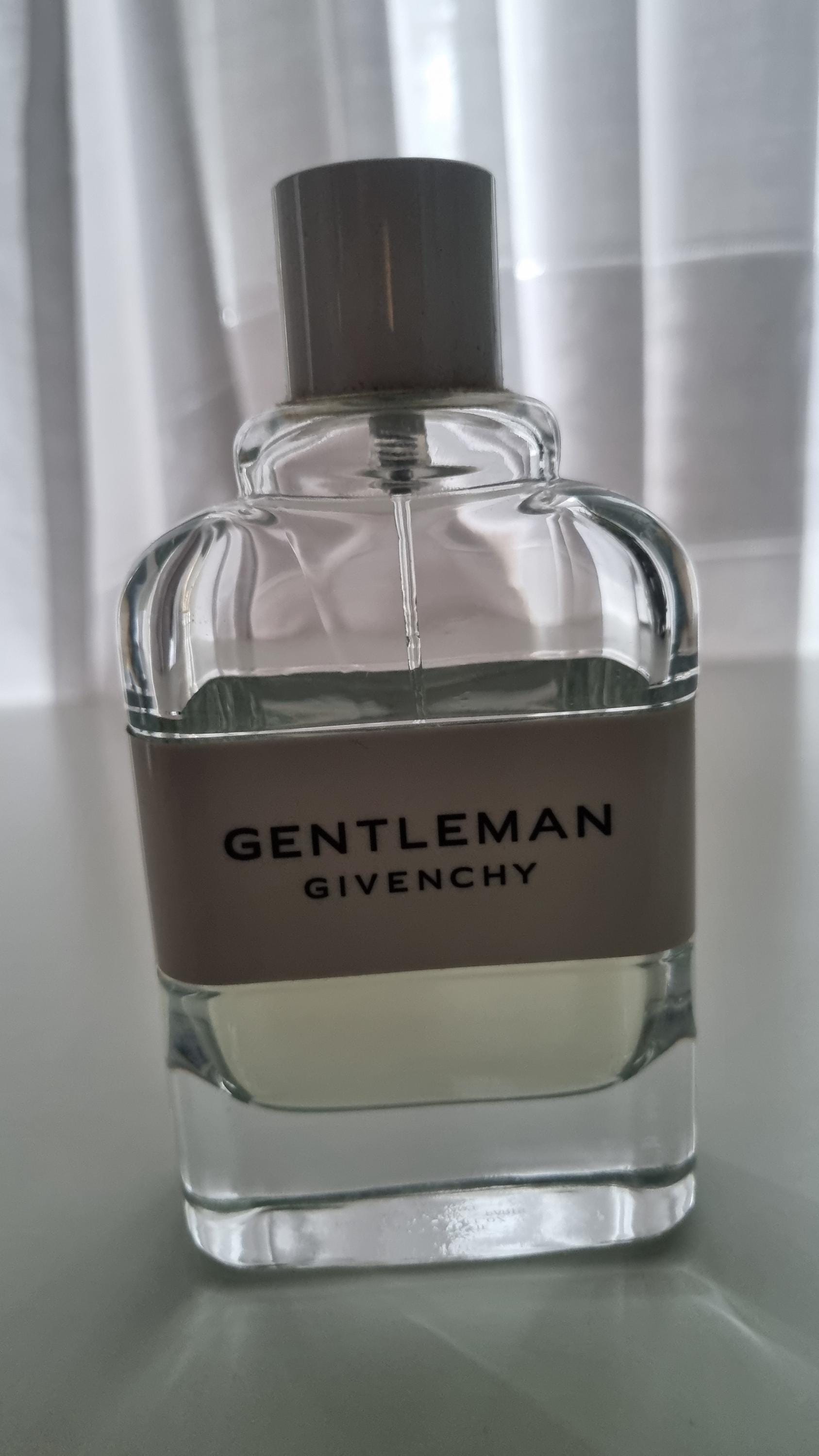 Givenchy Gentleman Cologne Eau De Toilette 100Ml | Restinhalt Ca. 1/3 Givenchy Gentleman Cologne Eau De Toilette 100Ml | Restinhalt Ca. 1/3 von Etsy - aam0604