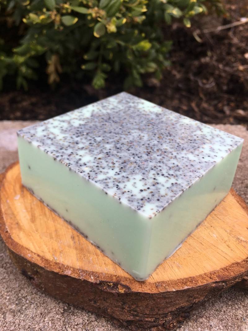 Pfefferminz-Vanille-Mohnsamen Peeling-Seife Mit Sheabutter Pfefferminz-Vanille-Mohnsamen Peeling-Seife Mit Sheabutter von Etsy - aermarket