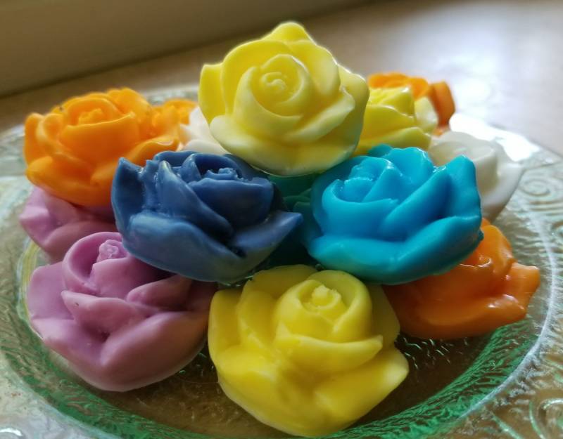 Buttercreme Rosenseife - Geburtstagskuchenrosen Frühlingsseife Osterzuckerblumen Vegane Seife Muttertag Geschenk Für Sie Valentinstag von Etsy - ajsweetsoap