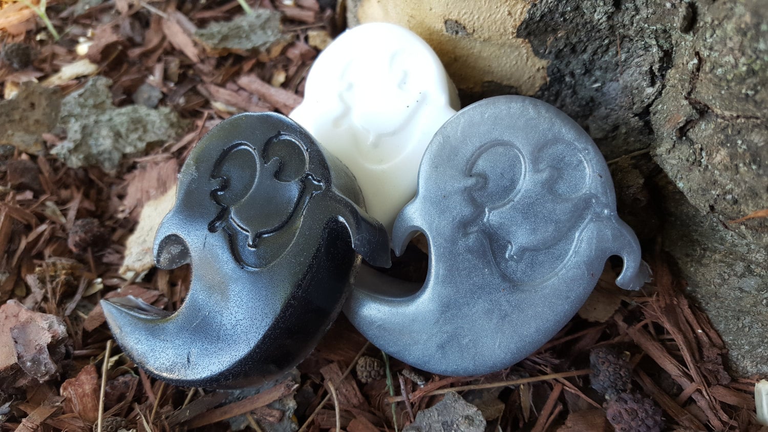 Happy Halloween Geist Seife - Party Geschenk Kids Süßes Oder Saures Klasse Gespenst Bad Kinder von Etsy - ajsweetsoap