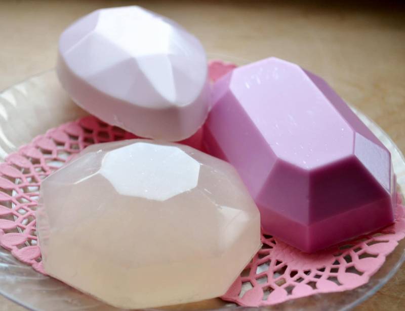 Juwel Seife 3Er Set - Edelstein Vegan Geschenk Idee Frühlingszeit Für Sie Muttertags Neuheit von Etsy - ajsweetsoap