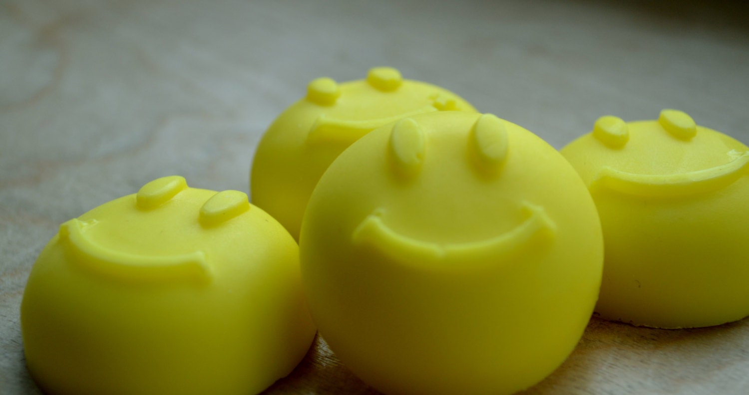 Springtime Smiles Seifenset - Happy Soap Kinderseife Novelty Ostern Frühling Valentinstag Fun von Etsy - ajsweetsoap