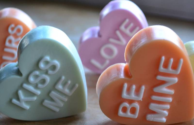 Valentine Seife - Konversationsherzen Vegan Geschenk Set Valentinstag Candy Soap Neuheit Duschgeschenk Sweetheart Liebe von Etsy - ajsweetsoap