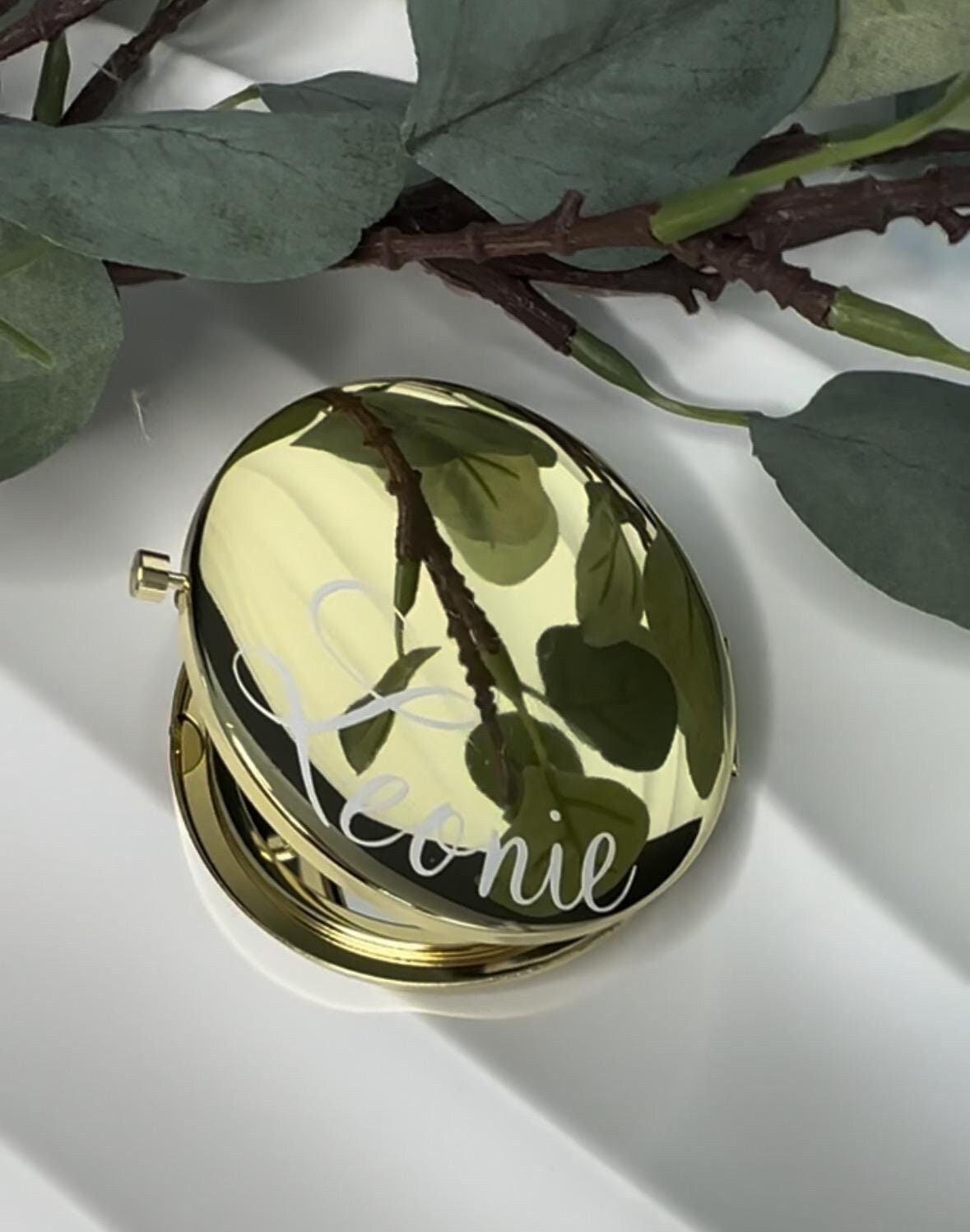 Taschenspiegel Personalisiert Rund | Brautjungfer Geschenk Trauzeugin Bridesmaid Individuell Gift Taschenspiegel Personalisiert Rund | Brautjungfer Geschenk Trauzeugin Bridesmaid Individuell Gift von Etsy - allthingsweddinggift