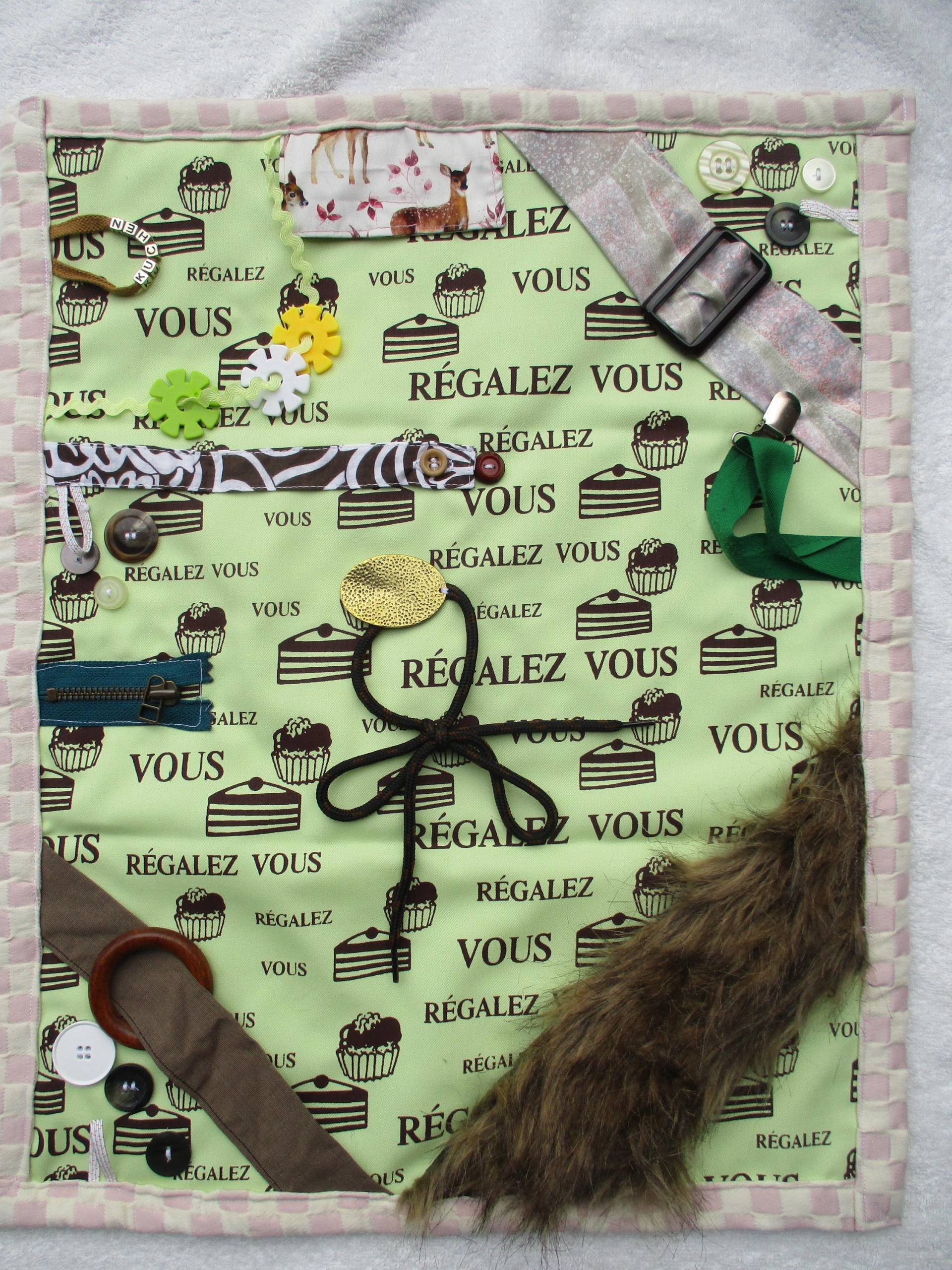 Nesteldecke Demenzdecke Kuchen Geschenk Für Demenzkranke Alzheimer Patienten Selbst Genäht Neu Nesteldecke Demenzdecke Kuchen Geschenk Für Demenzkranke Alzheimer Patienten Selbst Genäht Neu von Etsy - annaeva64