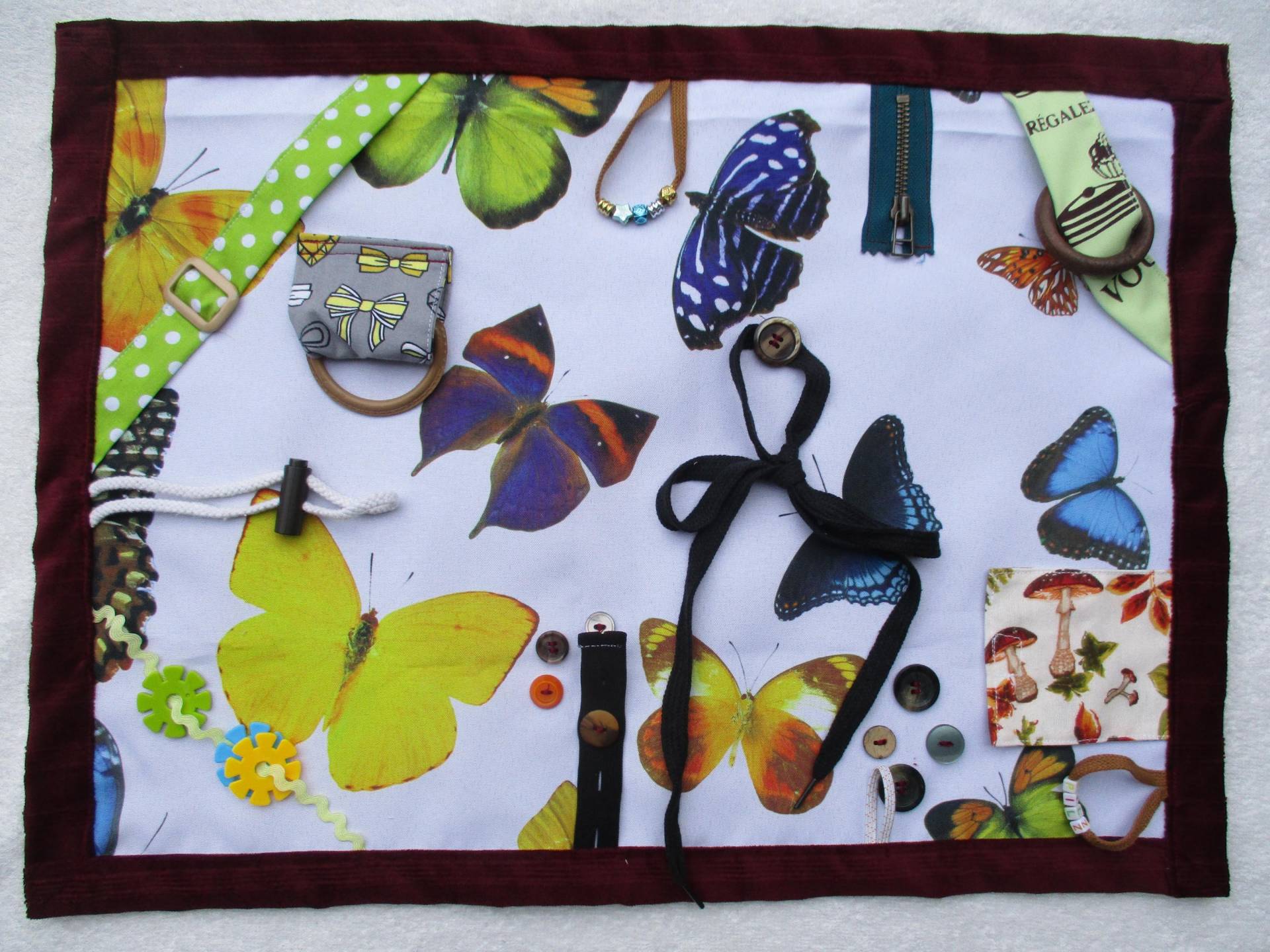 Nesteldecke Fühldecke Falter1 Geschenk Für Demenzkranke Alzheimer Patienten Selbst Genäht Neu Nesteldecke Fühldecke Falter1 Geschenk Für Demenzkranke Alzheimer Patienten Selbst Genäht Neu von Etsy - annaeva64