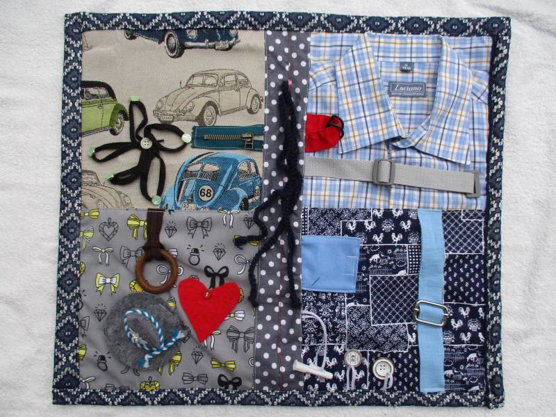 Nesteldecke Fühldecke Geschenk Für Demenzkranke Alzheimer Patienten Selbst Genäht Neu Käfer Mann von Etsy - annaeva64